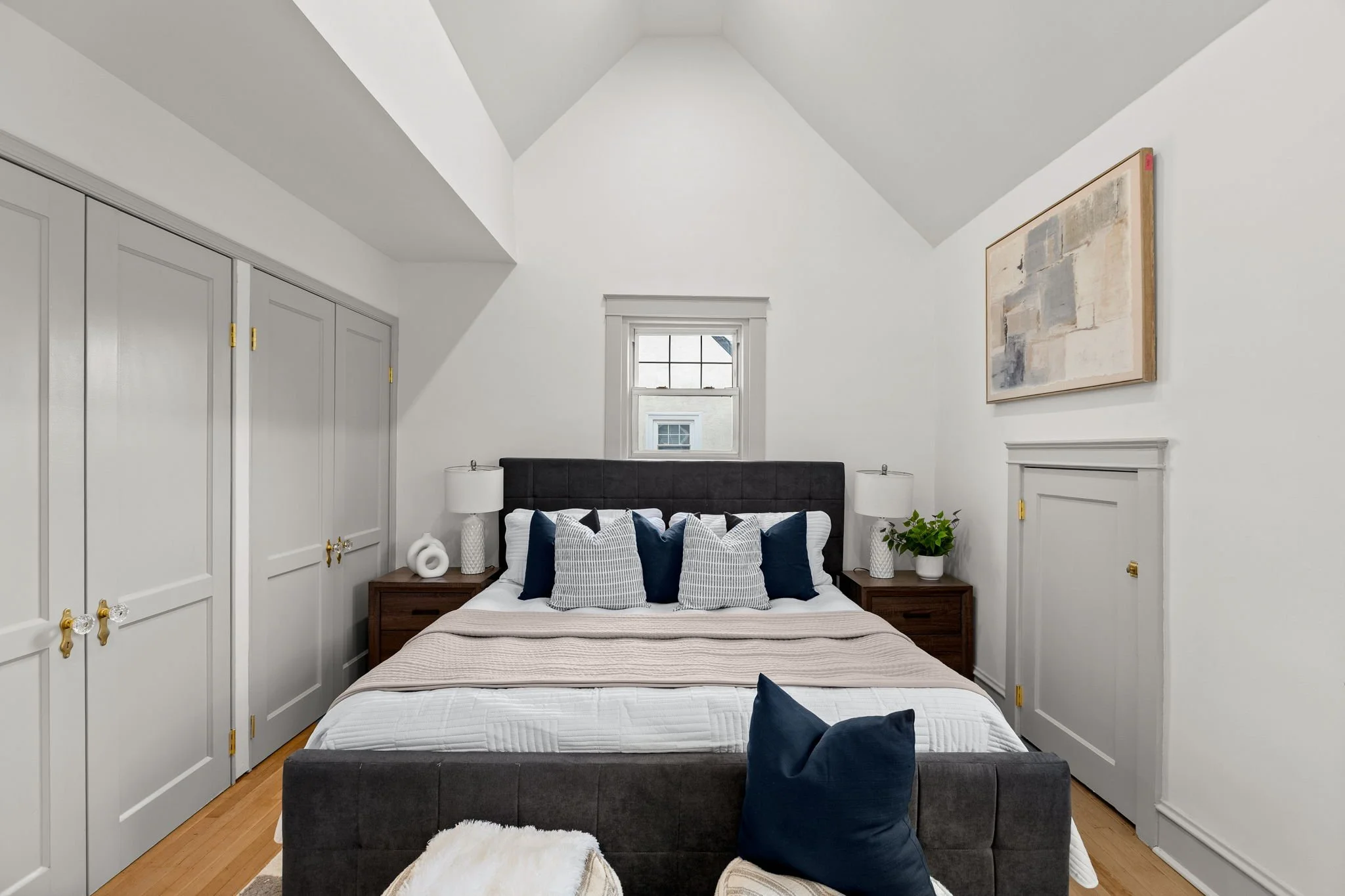 27-web-or-mls-633-georges-ln.jpg
