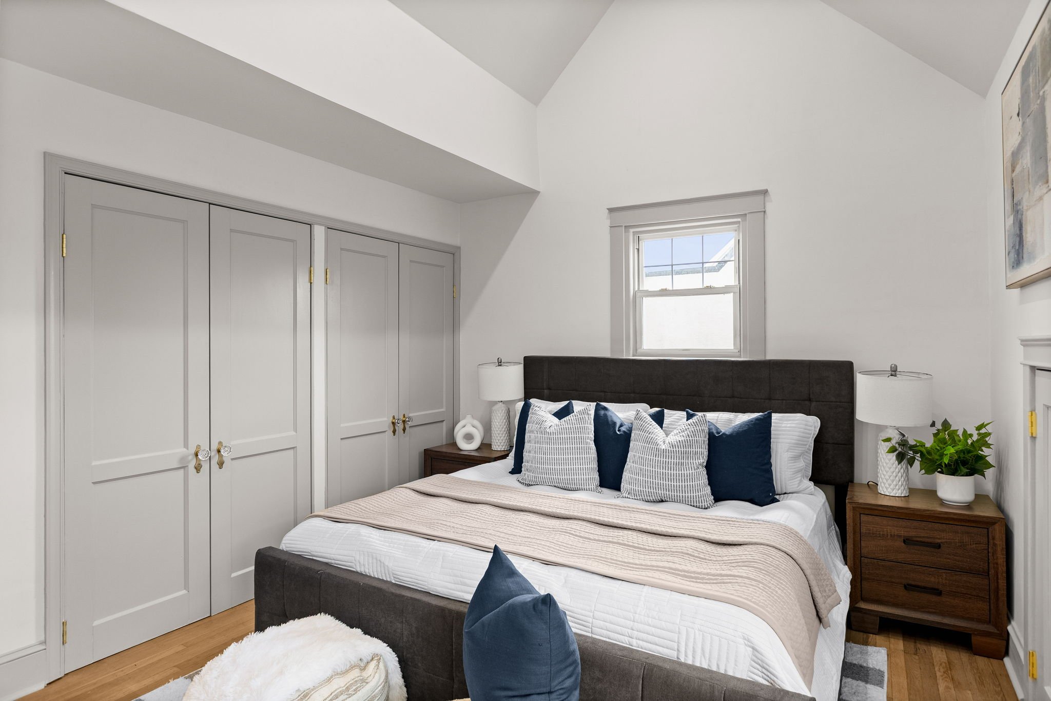 29-web-or-mls-633-georges-ln.jpg
