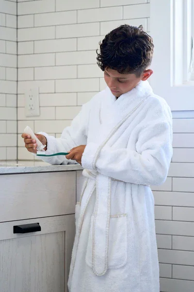 The Signature Robe - Linen Stitch