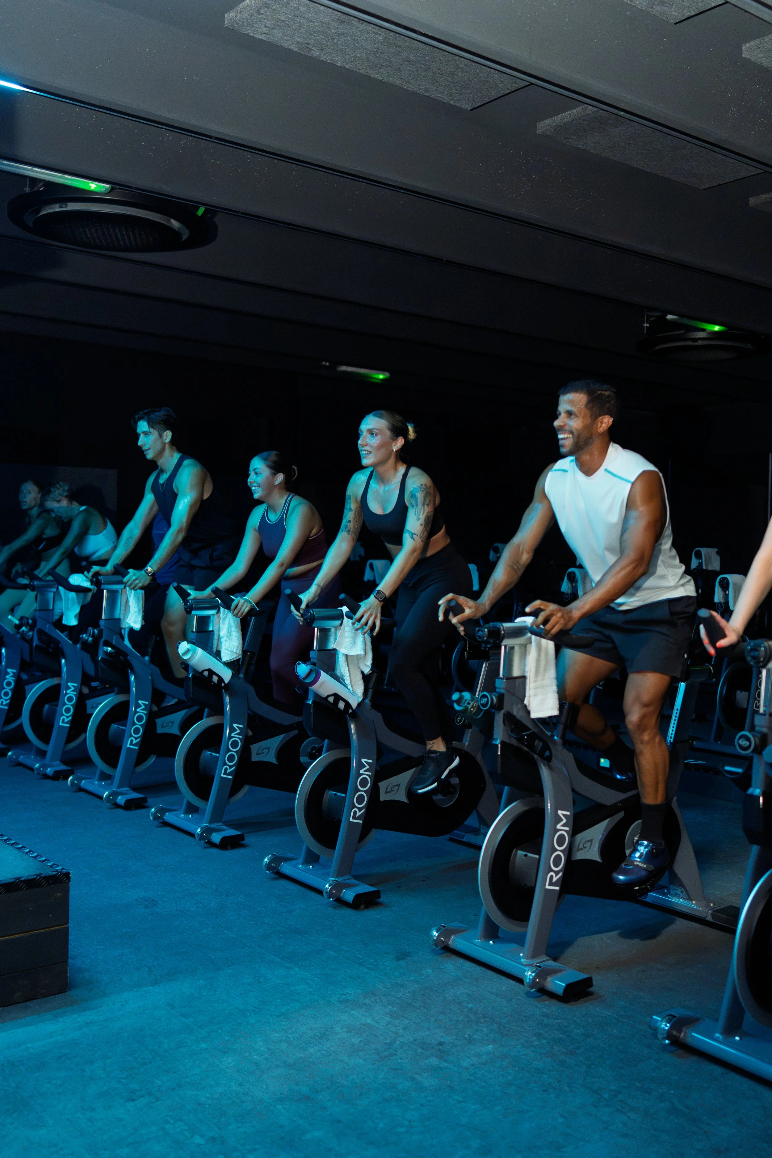 INDOOR CYCLING COACH - THE ROOM STUDIO
