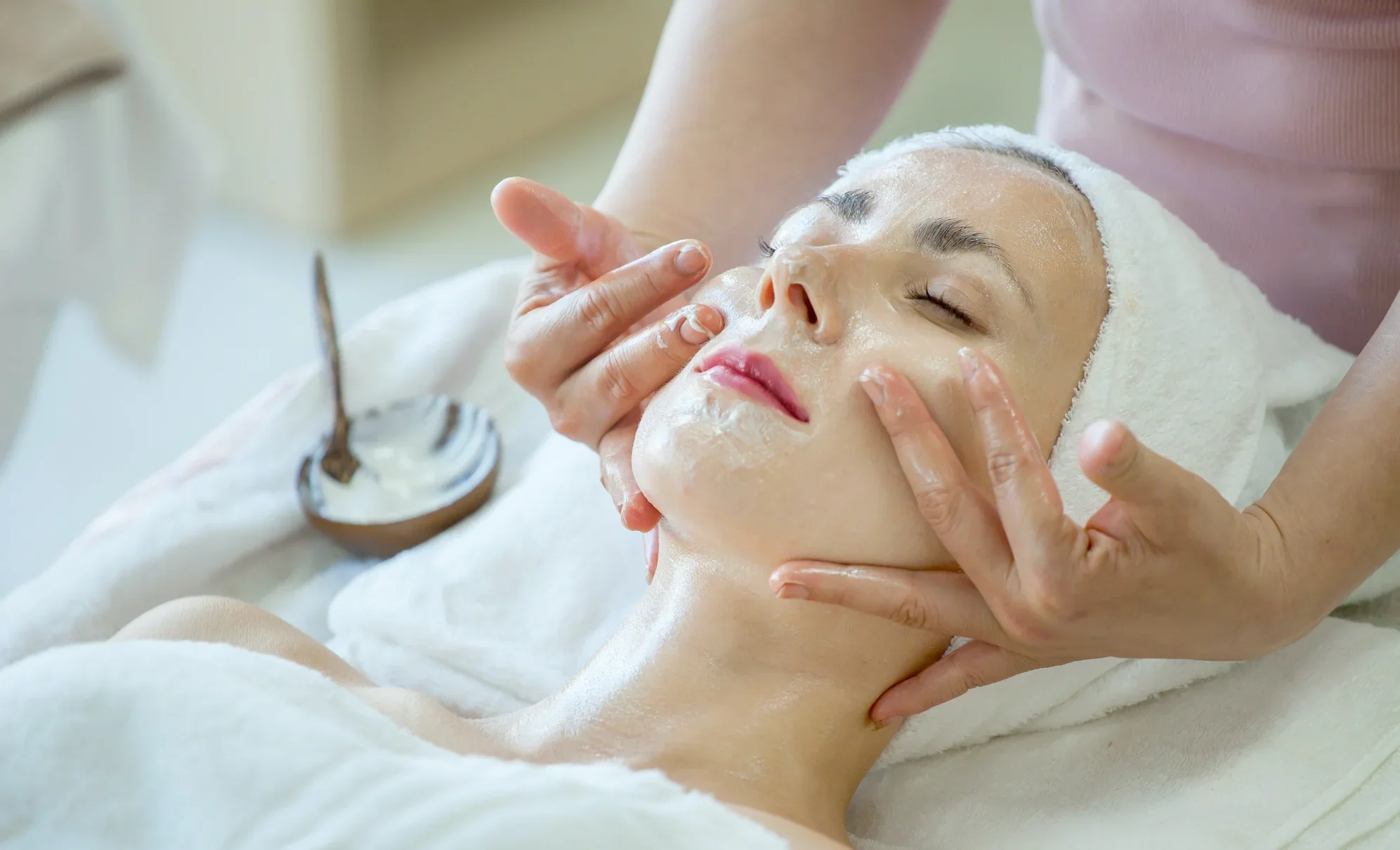 Best Facial for Acne in Albuquerque: Clearer Skin Starts Here