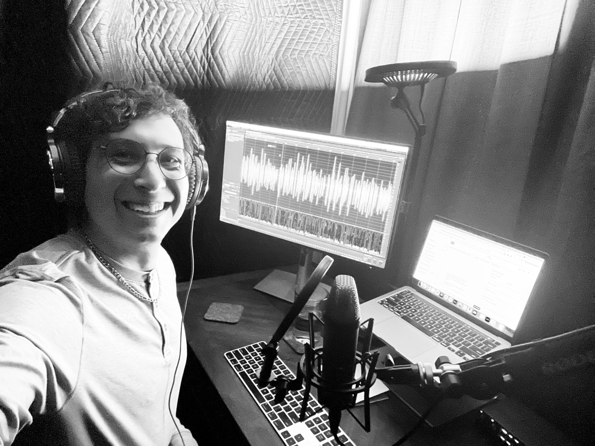 Vince Navarro Voice Actor.  Professional recording studio with XLR Microphone, DAW, computer.