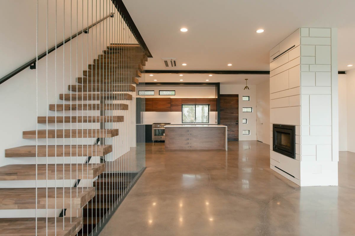 Elevated Comfort: A Modern Transitional Renovation