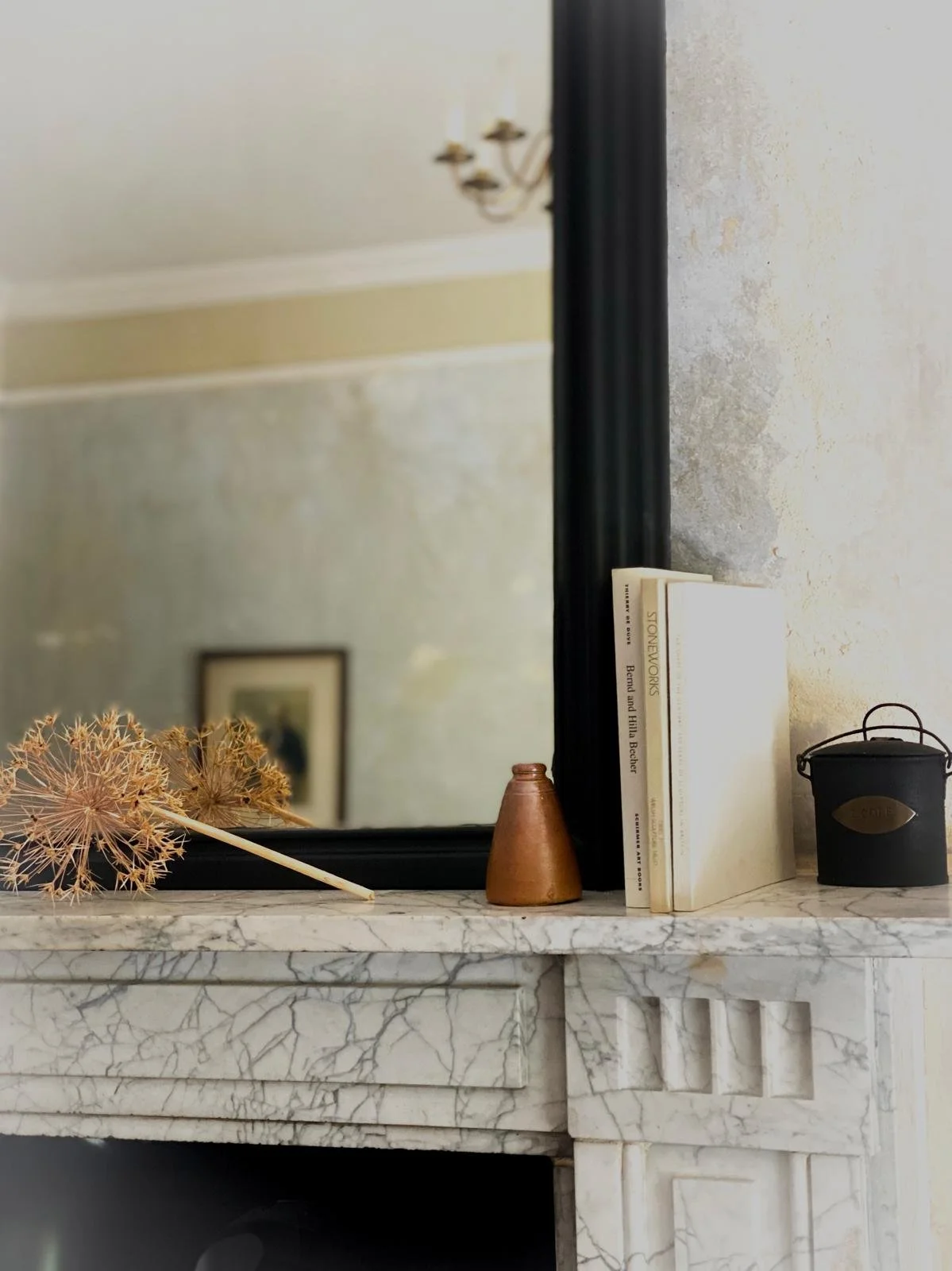 mantle.jpeg