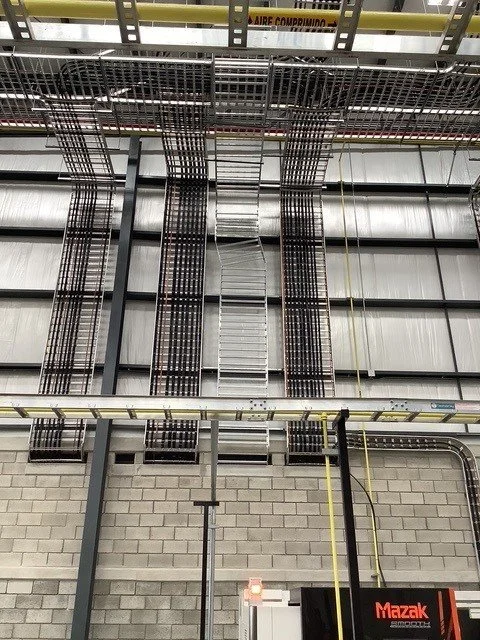 Charolas alimentadores principales.jpg