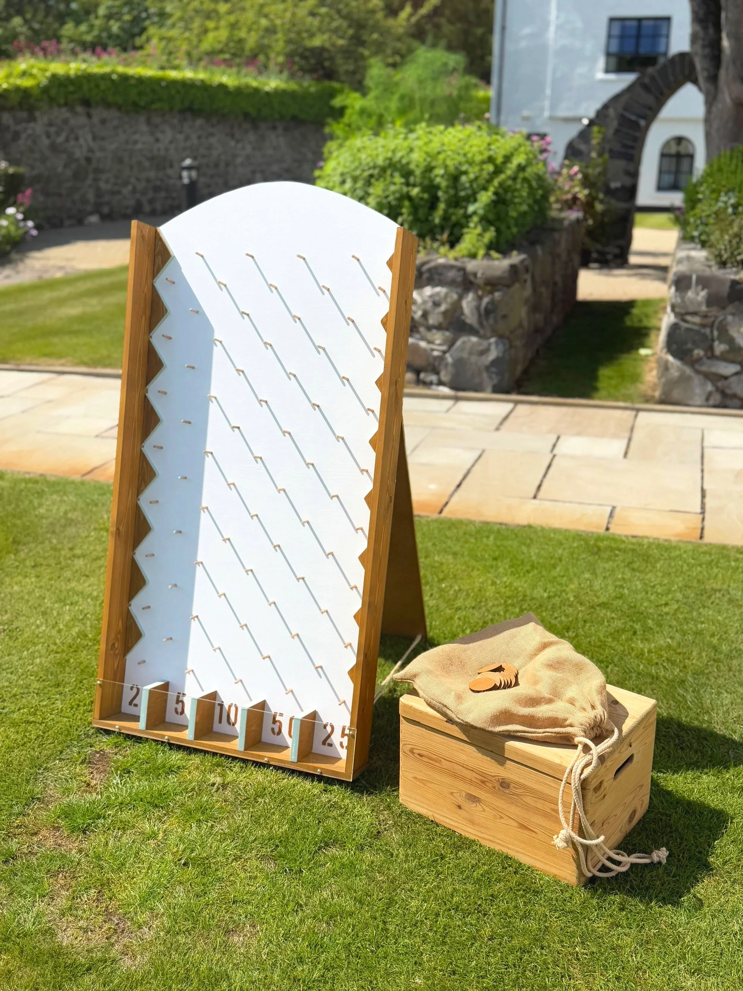 Lawn-Games_plinko-(3).jpg