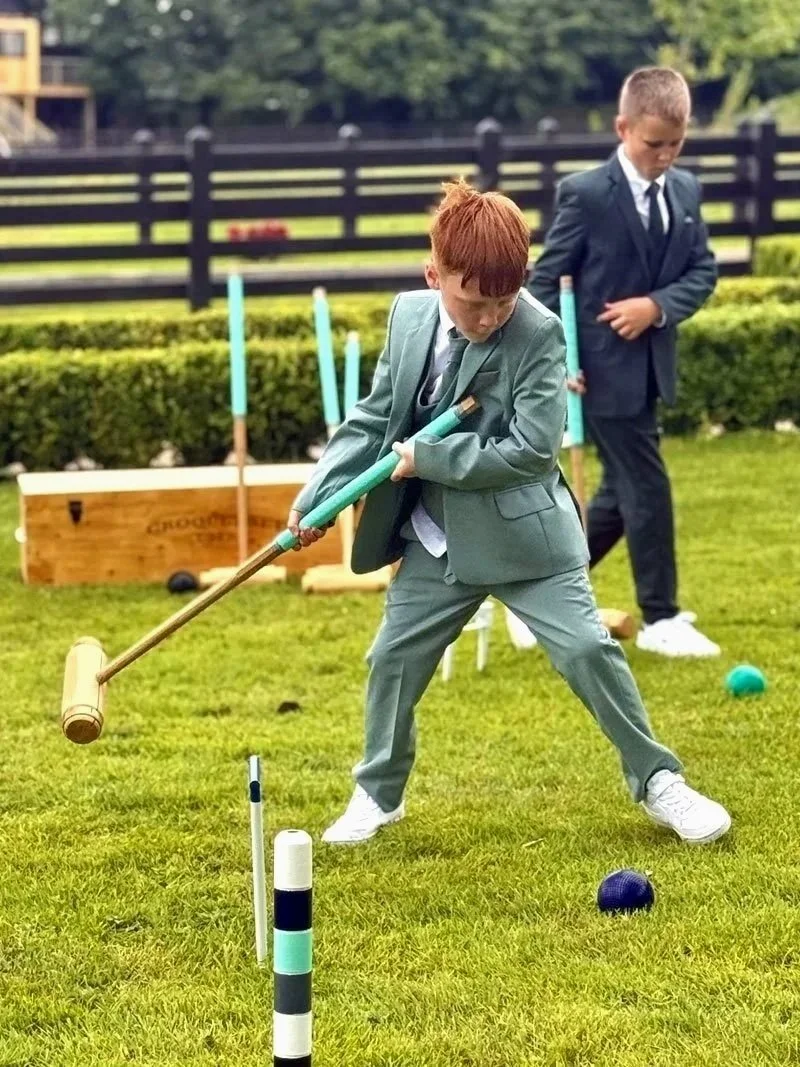 Croquet Set Lawn Game. 4 Mallots black, yellow, red & blue.