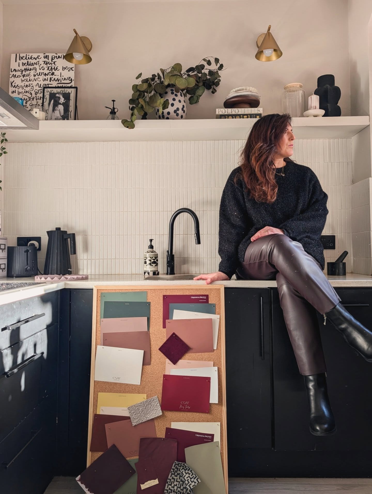 At the moment my head is in a flux between the kitchen and Xmas planning. Exciting happenings coming in the new year however. Very much looking forward to showing you the journey and documenting it over on @idealhomeuk. See you on the other side. 🙌?