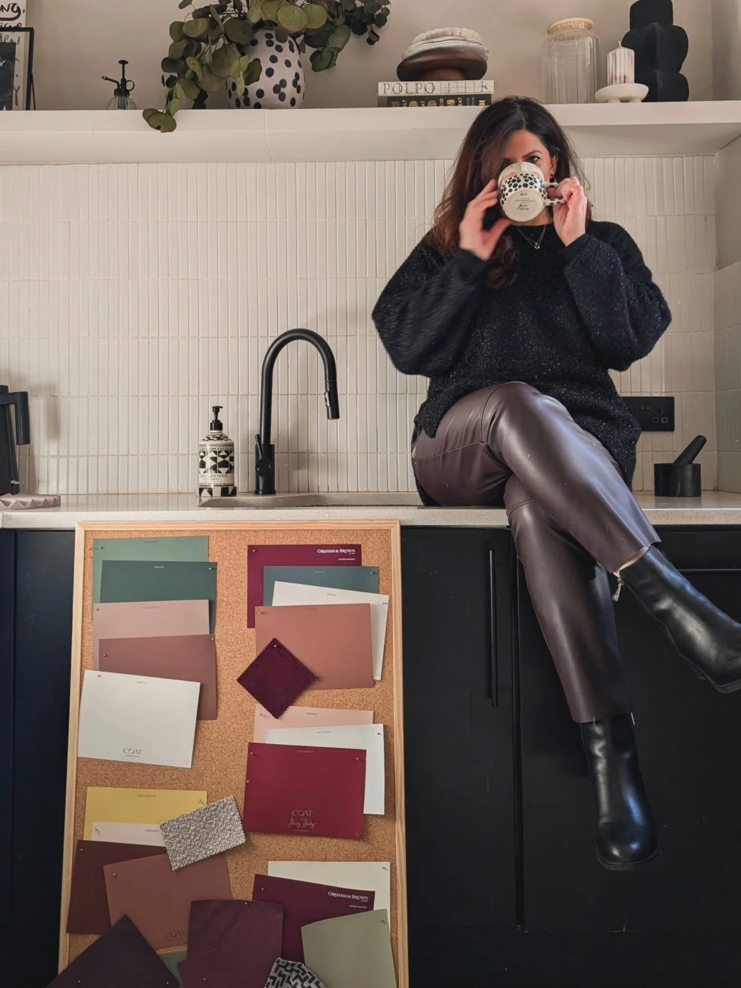 My latest @idealhomeuk is out and it's part two of my kitchen Chronicles. Here I'm comparing high street vs online suppliers to see just how far smart choices (and a little patience) can stretch a budget.

Click the link in bio to read all about it!