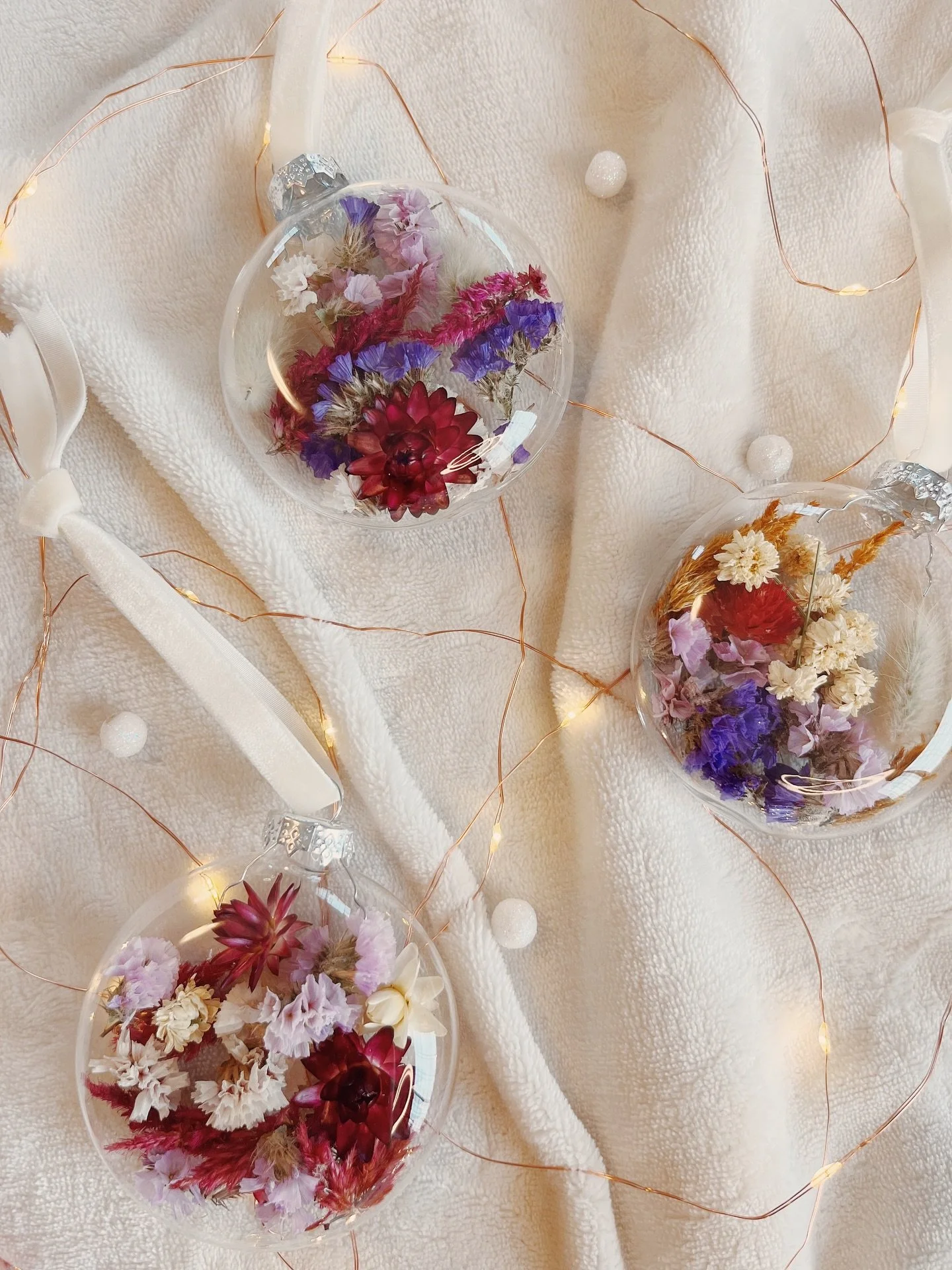 It&rsquo;s happening!! Tomorrow morning our Little White Christmas Boxes will be going LIVE to our Rooster Report Subscribers! They&rsquo;ll be getting the first look at everything that&rsquo;s in these boxes, plus first dibs on reserving these one-o