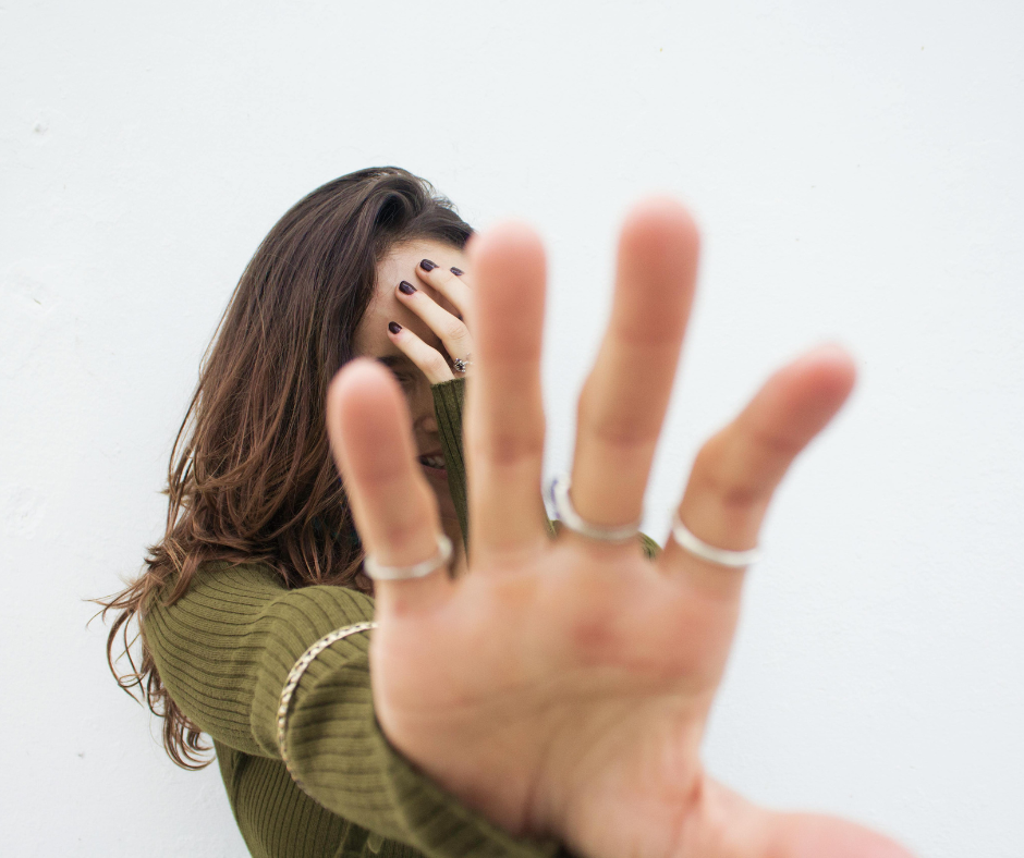 Understanding Face Picking – And How Solution Focused Hypnotherapy Can Help