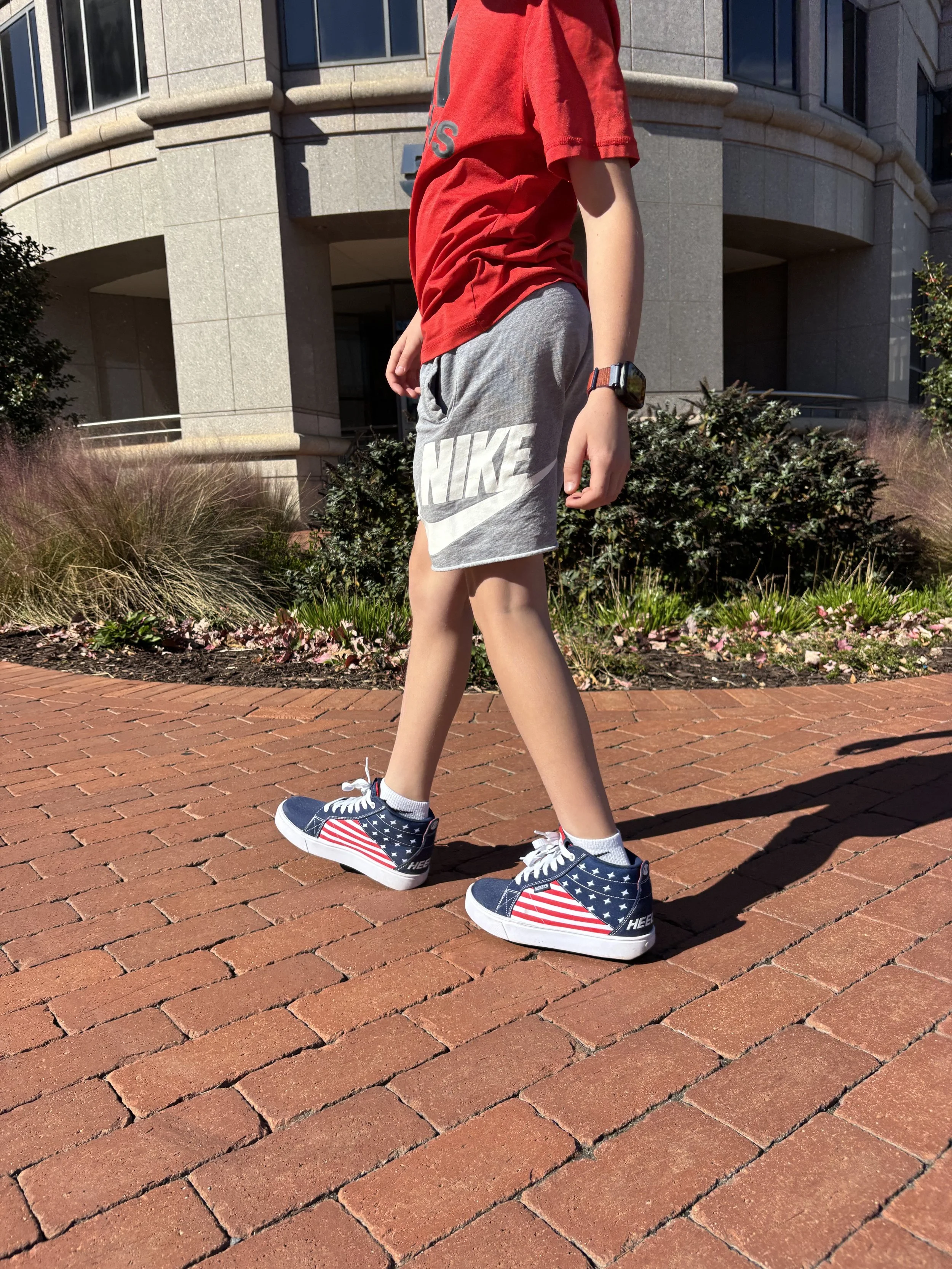 heelys2.jpg