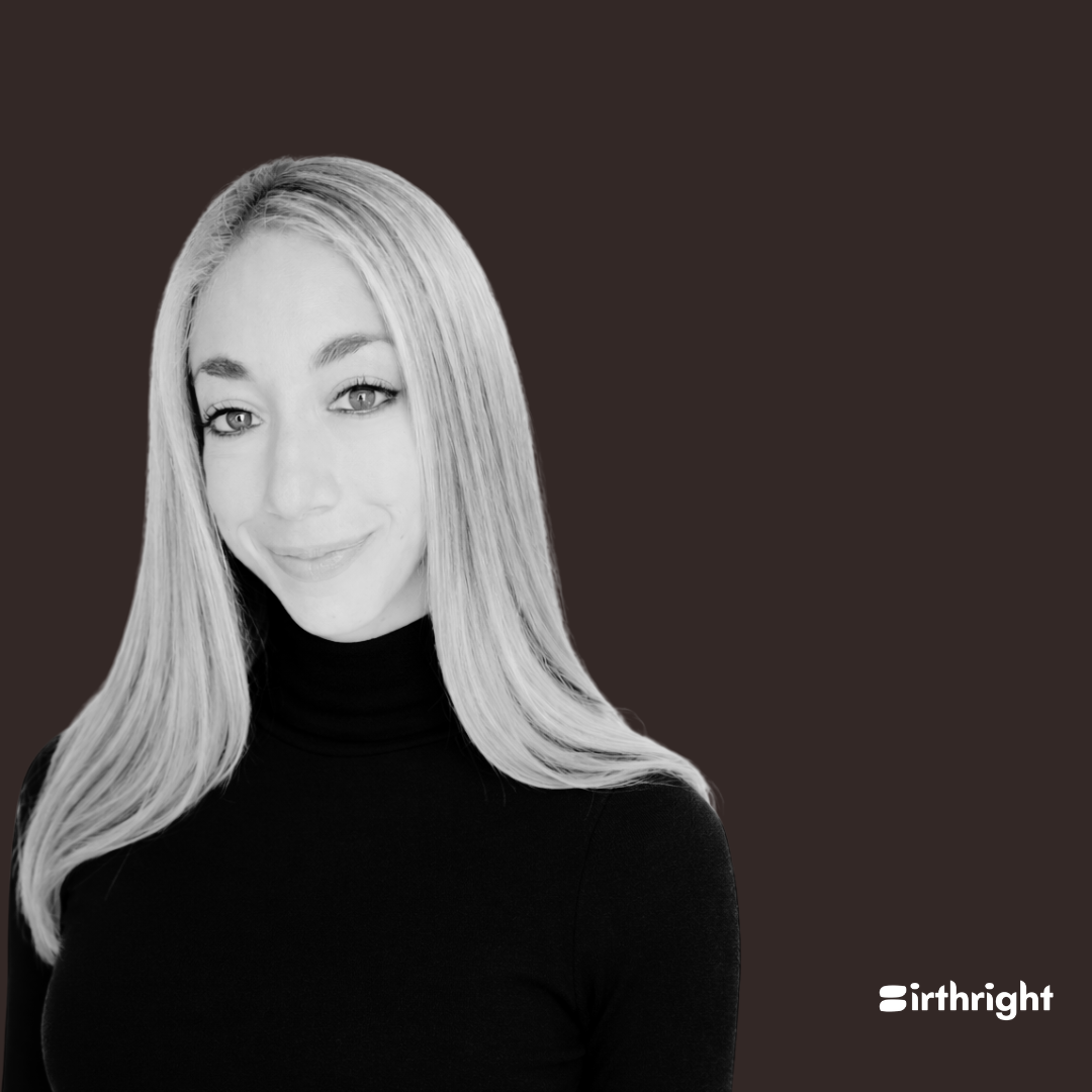 Black and white portrait of a woman 