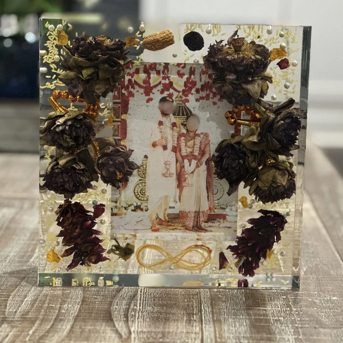 Wedding flowers preserved in resin