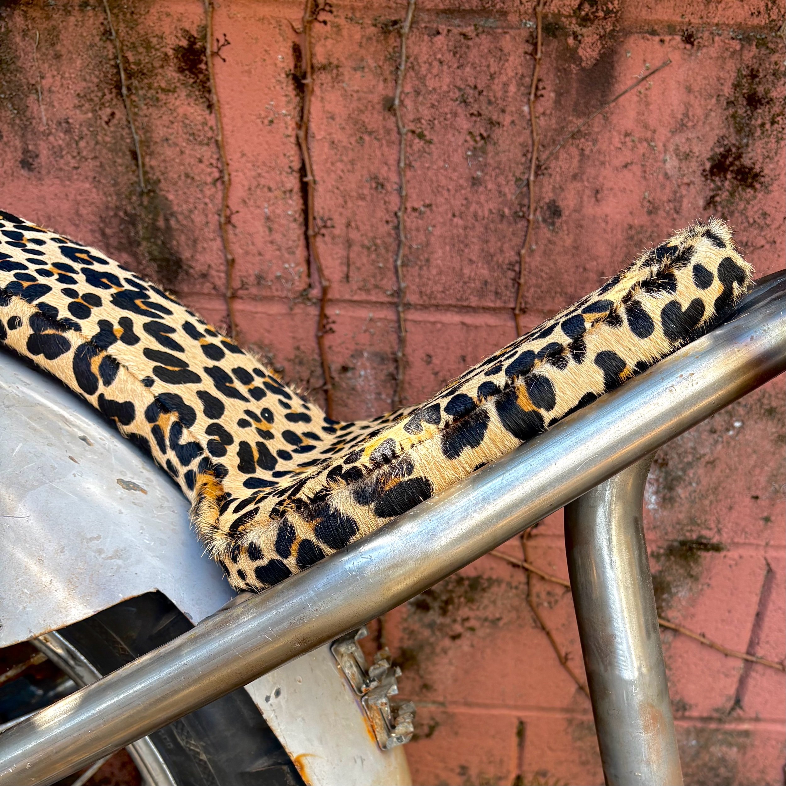 Cheetah Cobra Chopper Seat