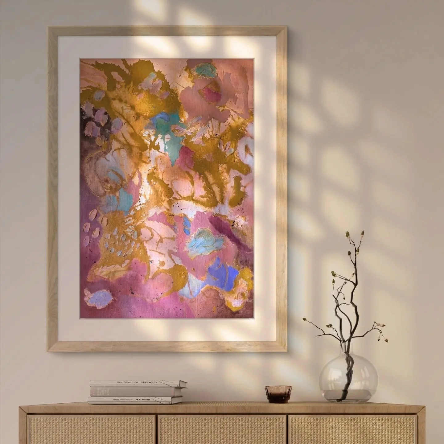 I'm pretty proud of these two paintings this week!

My friend is happy with her commission that will brighten up her hallway 🥳 the first attempt turned out to be an office friendly abstract 🥰

#abstractart #sydneyartist #commissionart #officeinteri