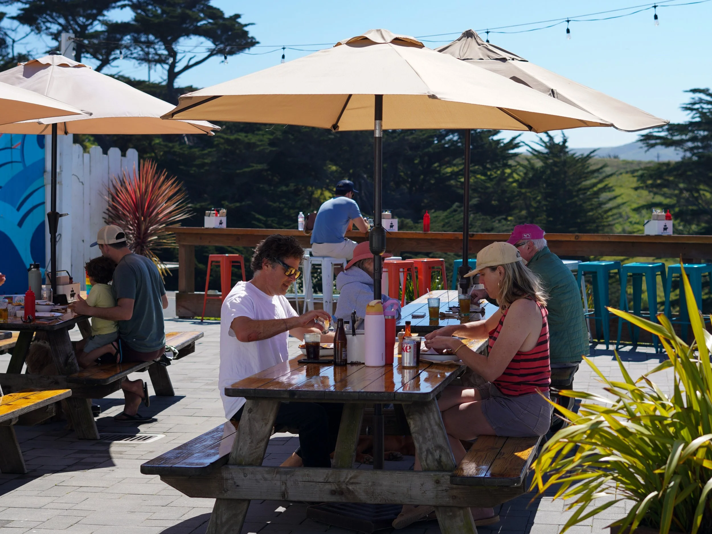 dillon-beach-resort-costal-kitchen-dishes_201.jpg