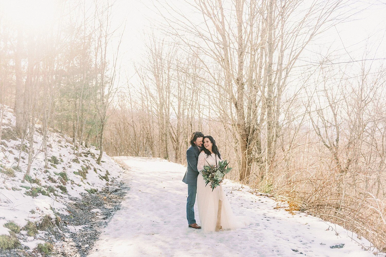 intimate-mountaintop-max-patch-elopement_0040.jpg