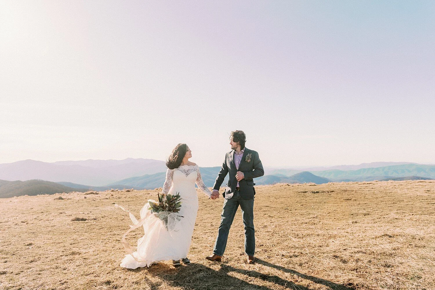 intimate-mountaintop-max-patch-elopement_0032.jpg