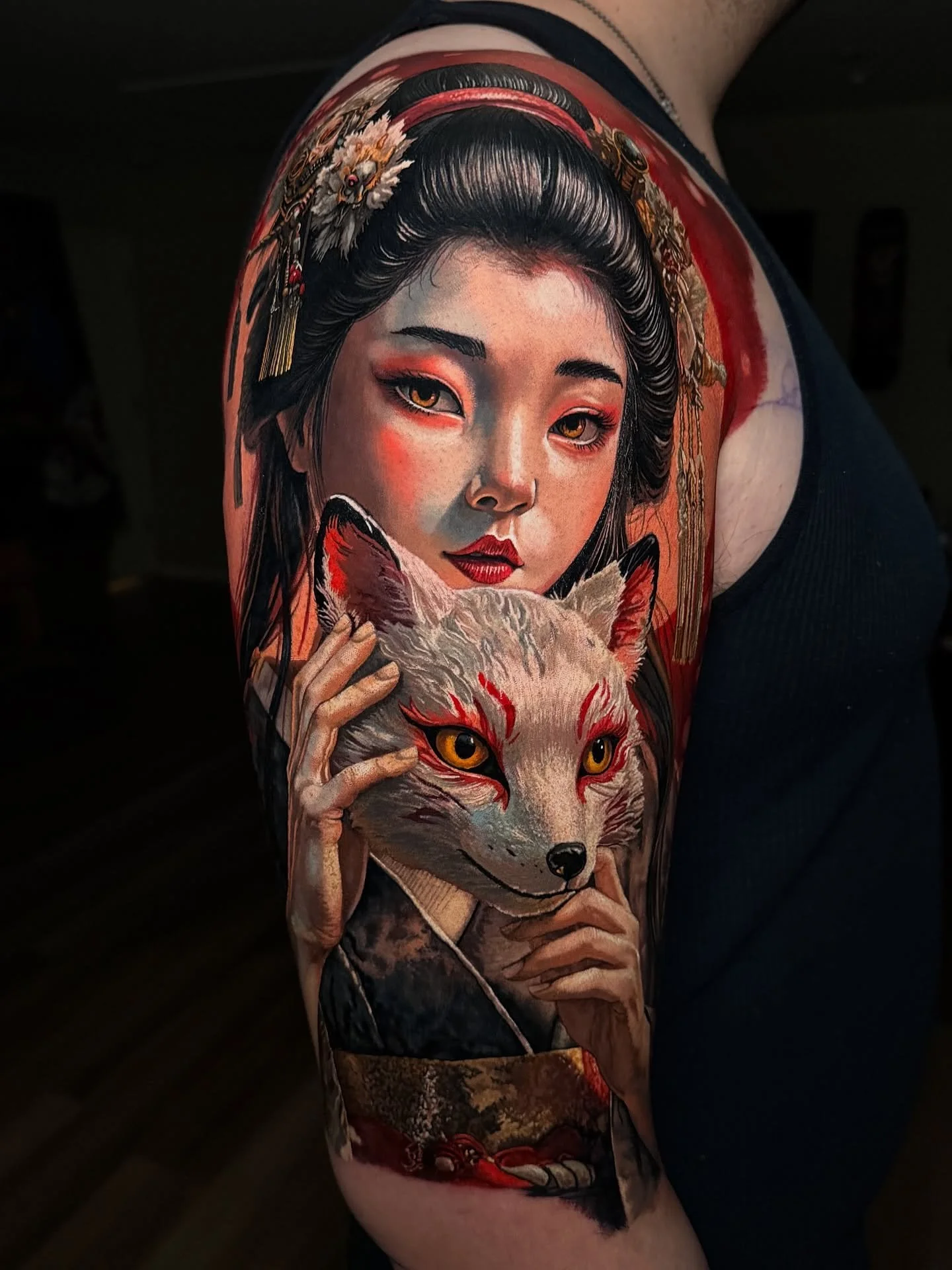 Did this Geisha over 3 consecutive days 
36 hours total 
11 hours day 1
13 hours day 2
12 hours day 3
Massive thank you to George, who sat like an absolute beast,
I saw him make maybe 5 faces during the entire tattoo 🤣💪🏼💪🏼💪🏼 

To book please e