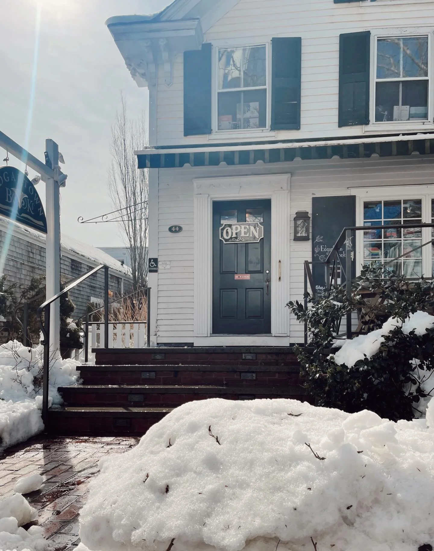 We&rsquo;re back! The lights are on, and the books are waiting. Come warm up with us ❄️