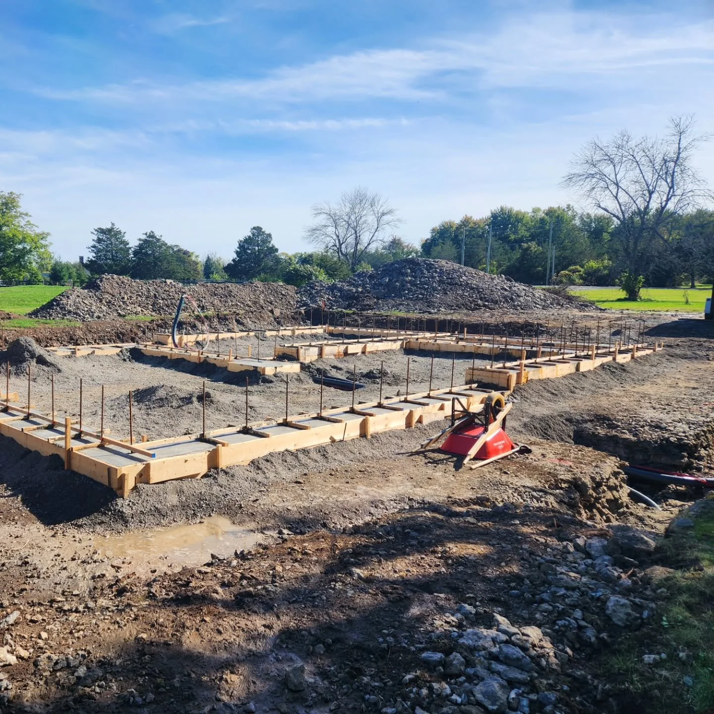 Here are a few pictures of the new build we are currently working on. @baileycarpentrypec