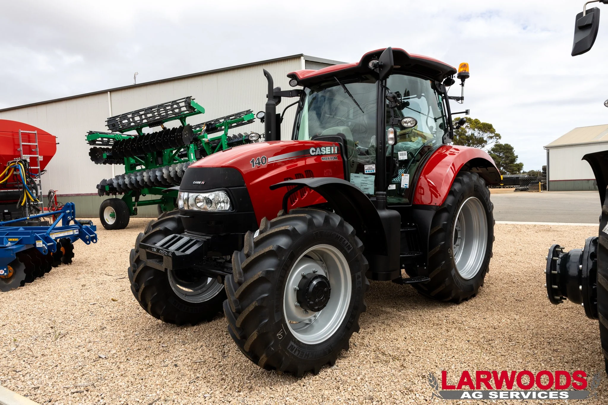 21353 - Maxxum 140-2.jpg
