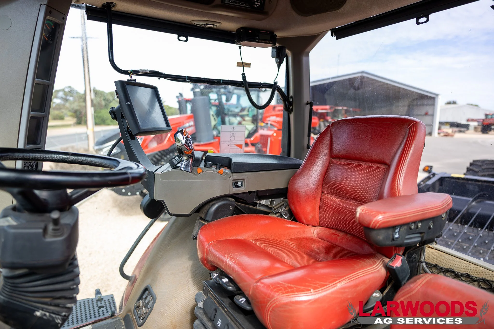 2017 CASE IH Case IH Magnum Rowtrac 380-5.jpg