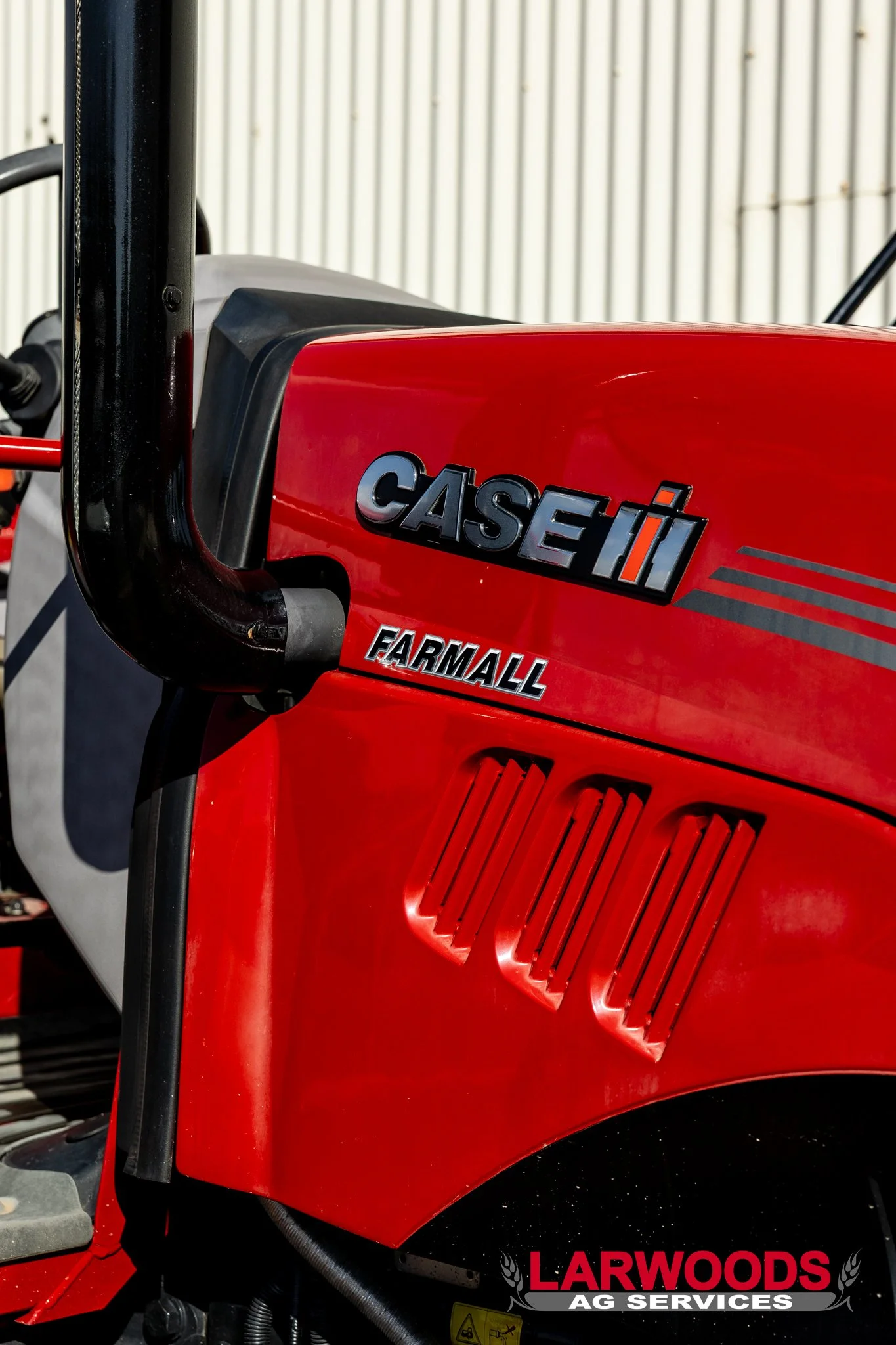 CASE IH FARMALL 115C-09.jpg