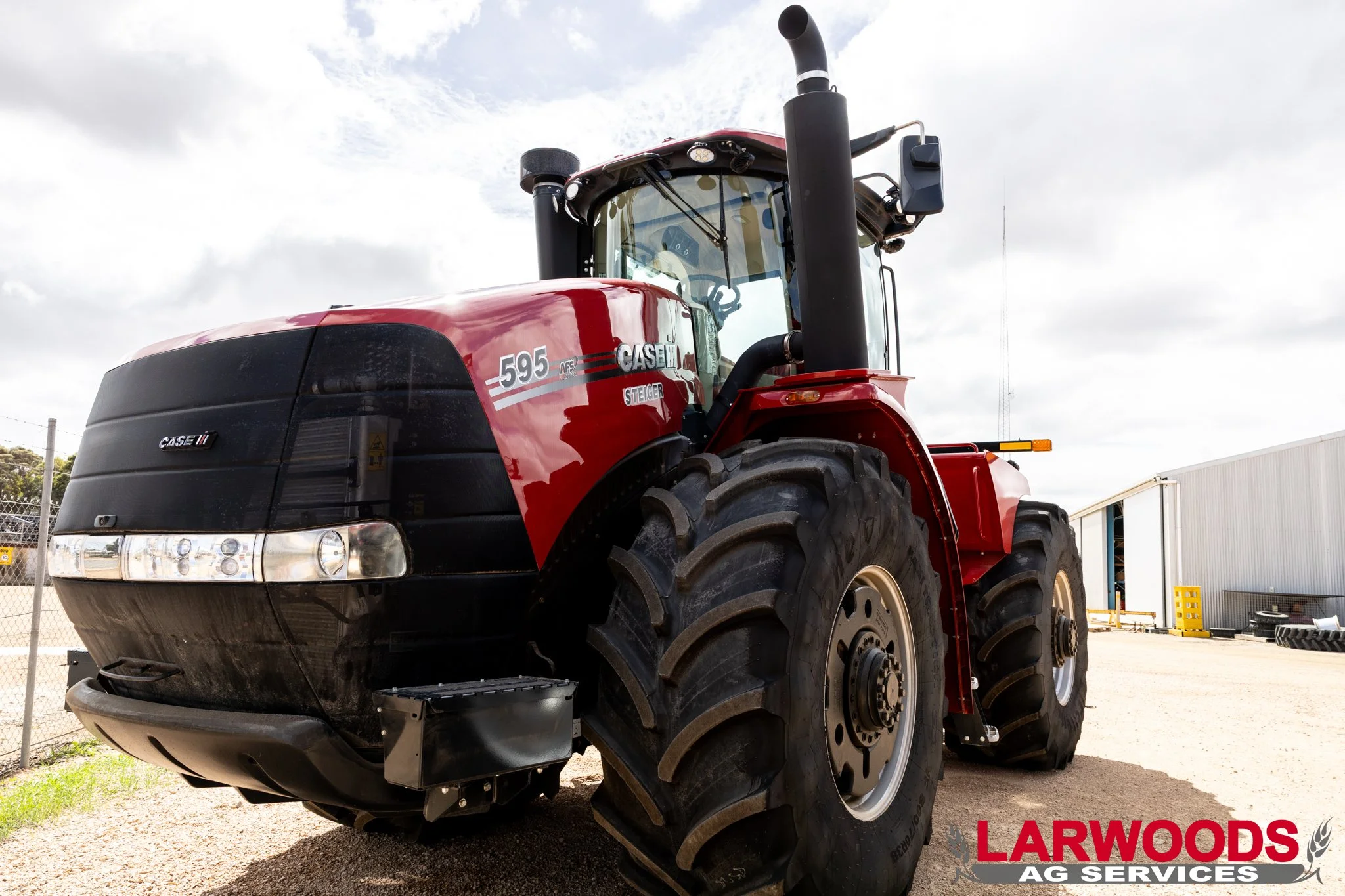 Steiger 595-5.jpg
