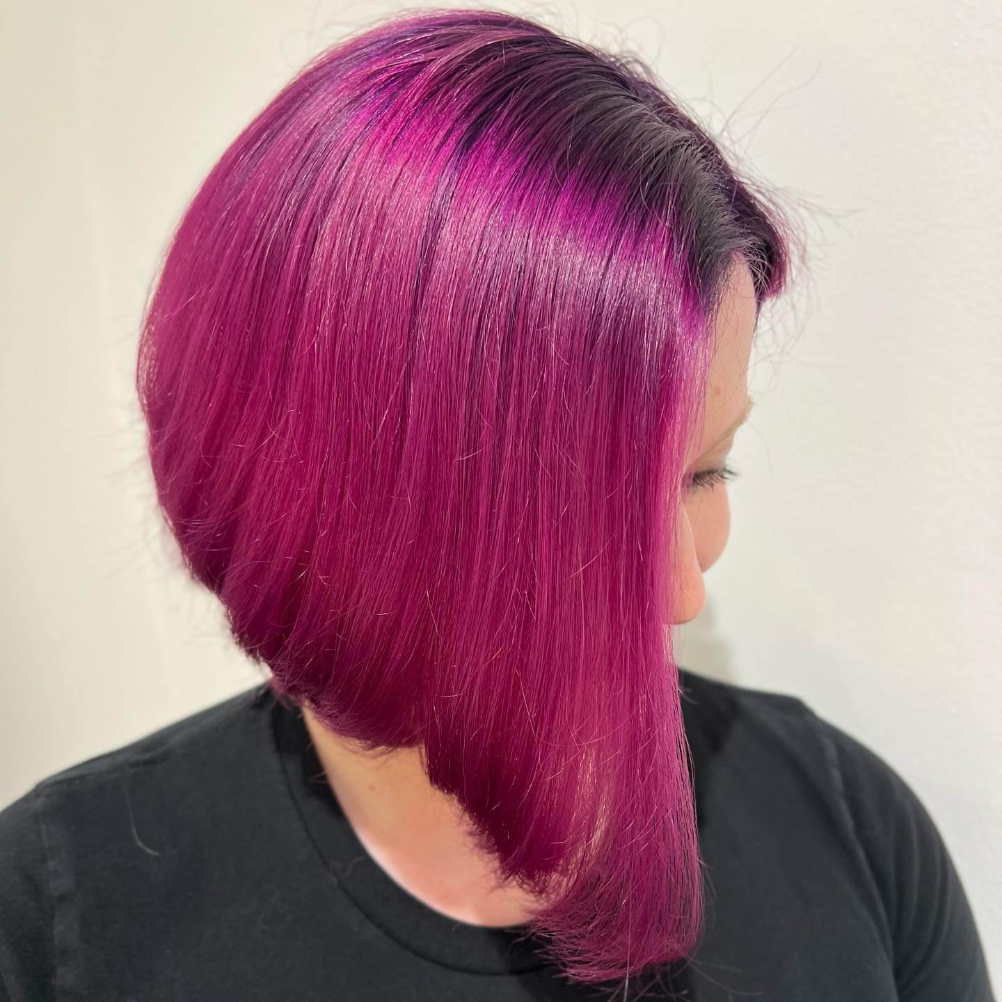 Stunning Dani with her fresh Violet Reign + Poison Berry permanent color by @pravana - my preferred color brand. 
.
We took Dani&rsquo;s hair from her natural 7/8 to a 10 for that extra saturation of brightness then applied Violet Reign to the roots 