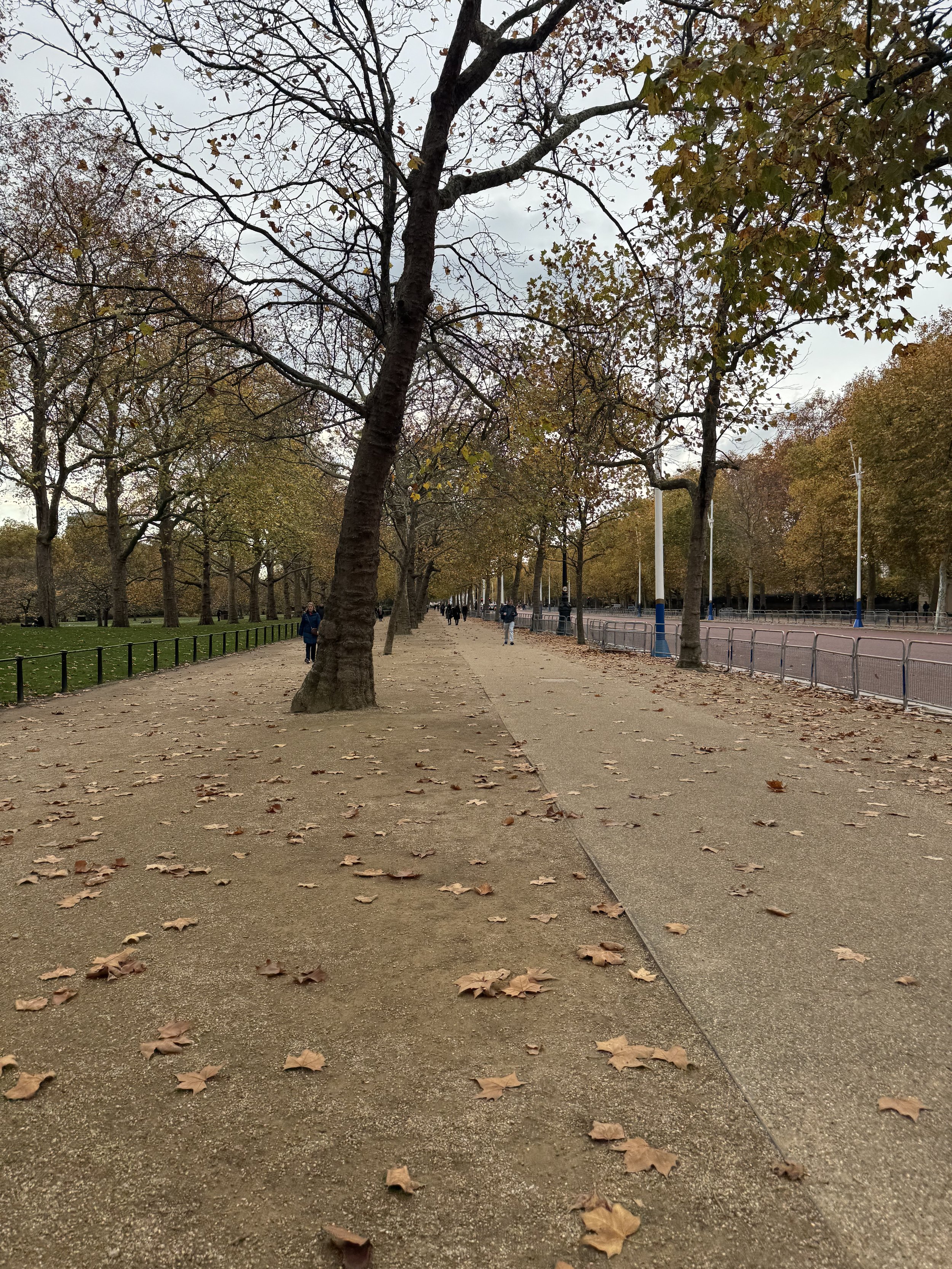 St. James Park: The Mall