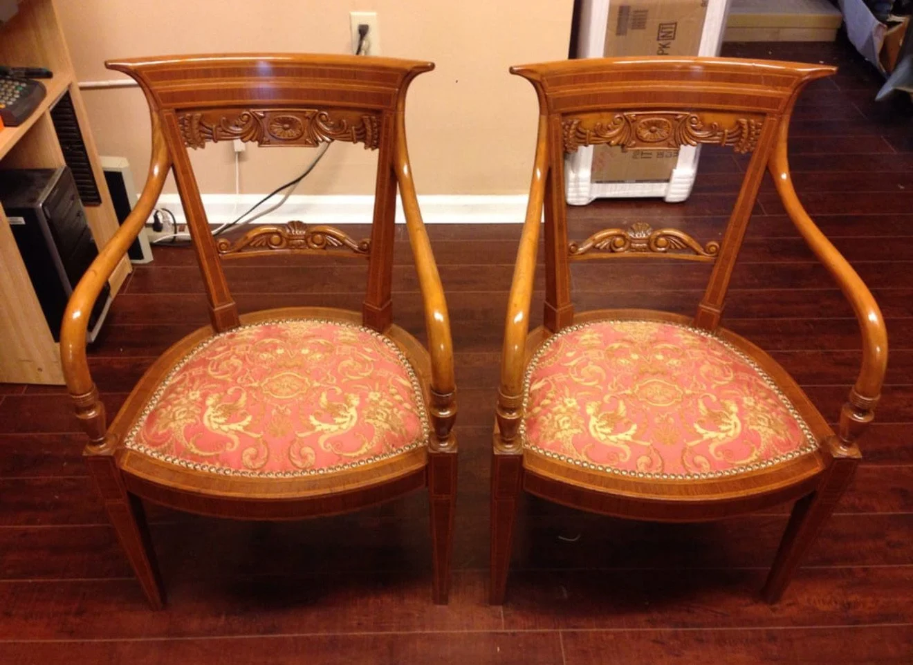 reupholstered-chair-armchair-dining-chair-antique-midcentury-modern-custom-furniture-fabrics12.jpeg