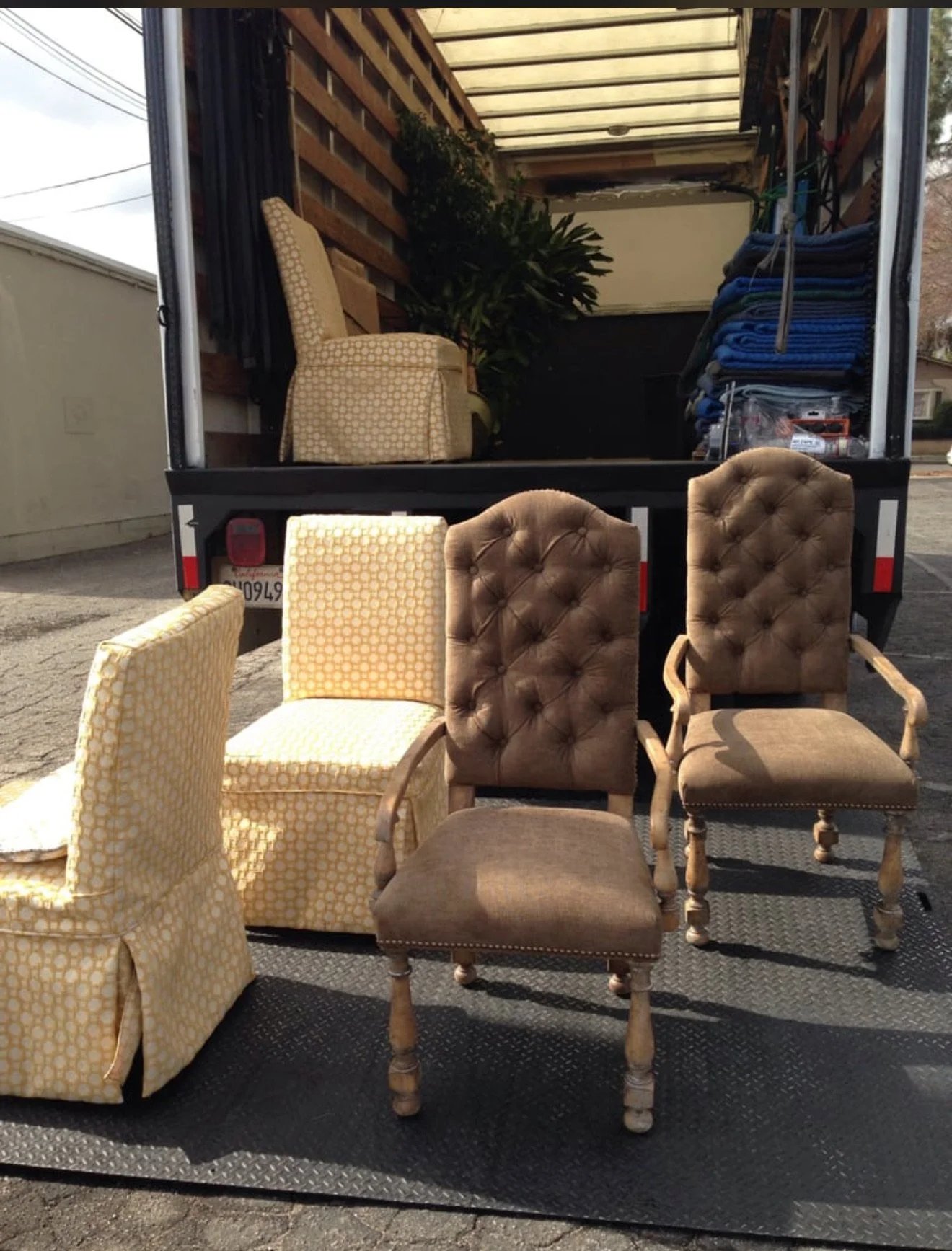 reupholstered-chair-armchair-dining-chair-antique-midcentury-modern-custom-furniture-fabrics78.jpeg