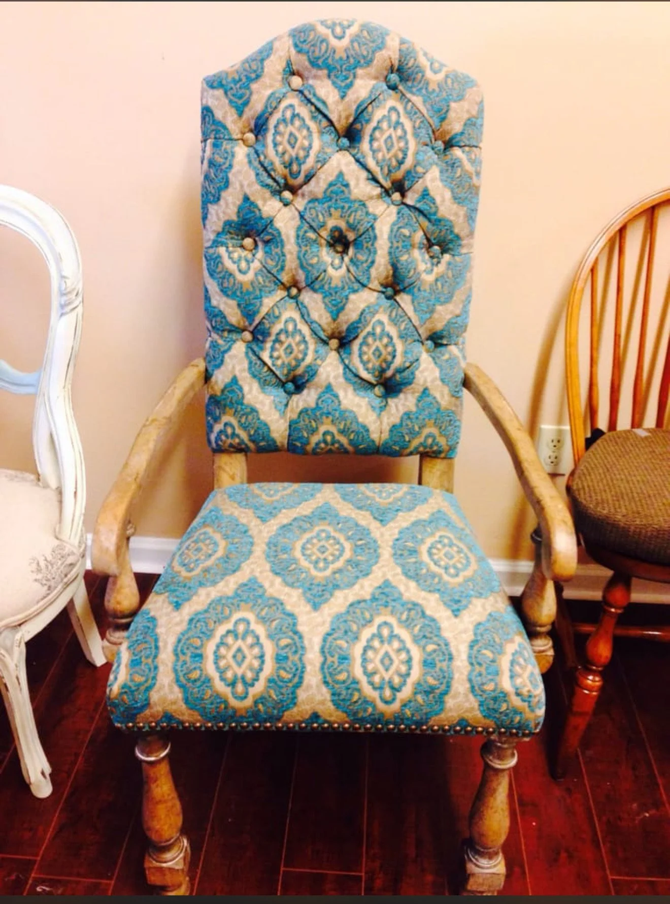 reupholstered-chair-armchair-dining-chair-antique-midcentury-modern-custom-furniture-fabrics14.jpeg