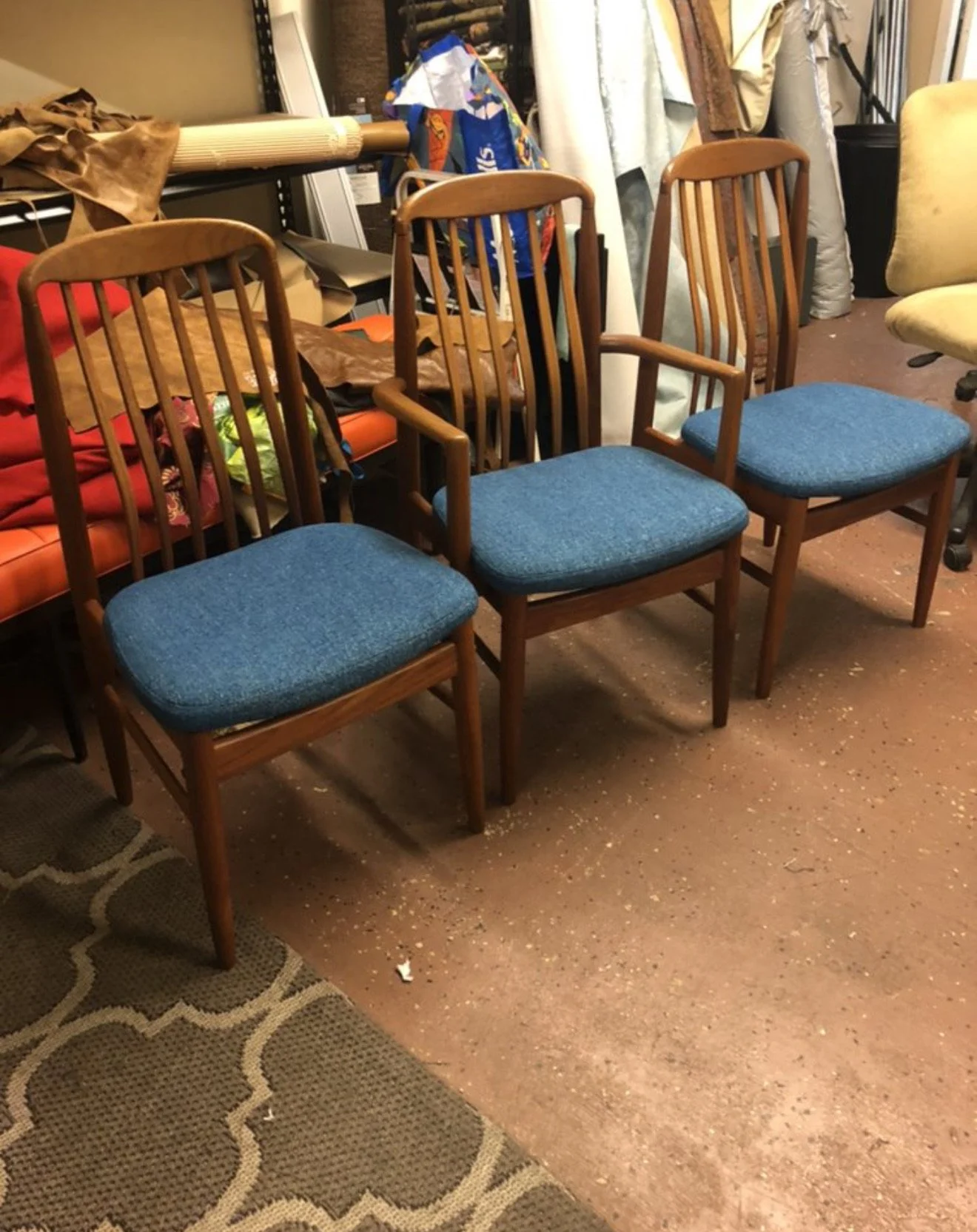 reupholstered-chair-armchair-dining-chair-antique-midcentury-modern-custom-furniture-fabrics33.jpeg