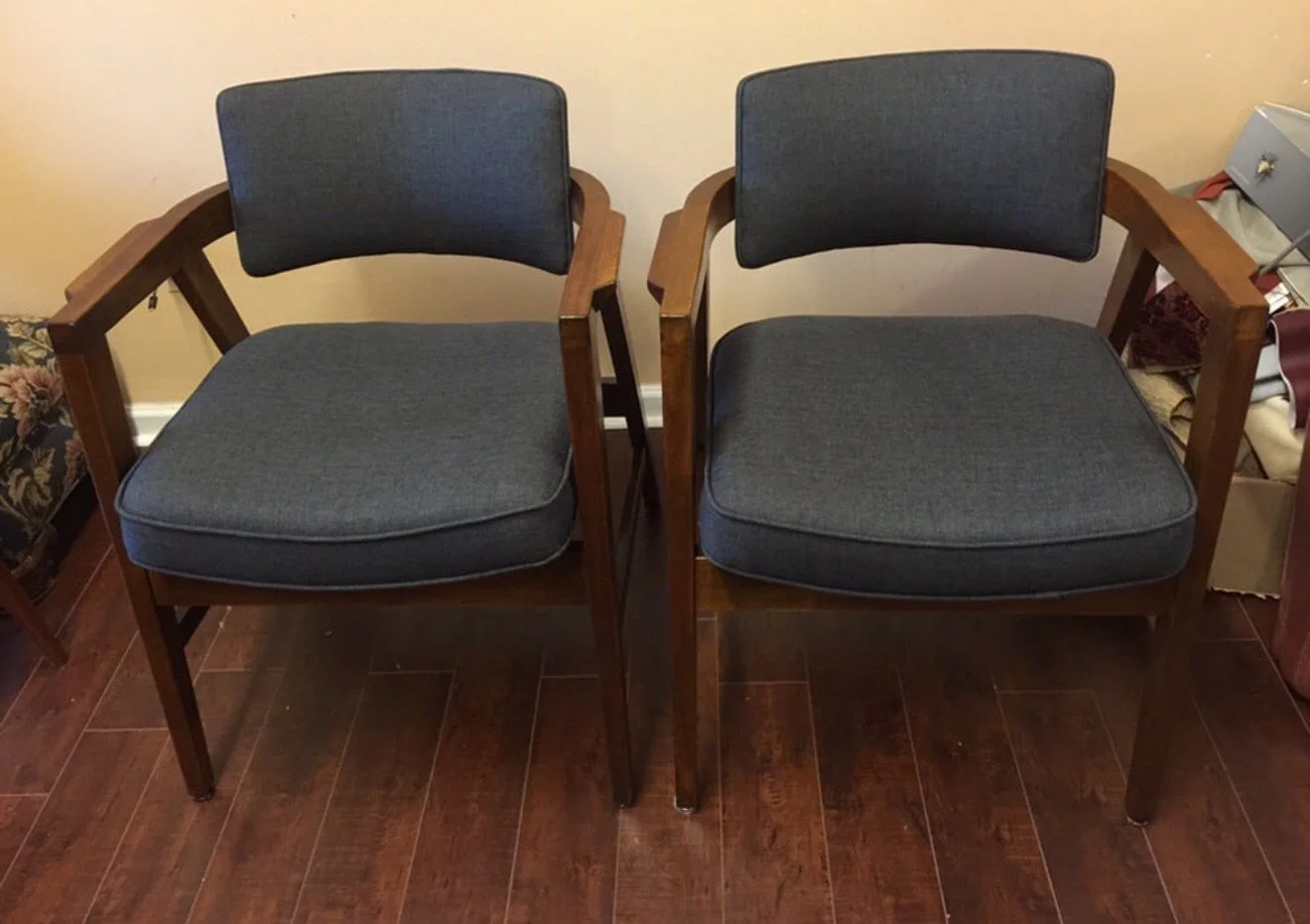 reupholstered-chair-armchair-dining-chair-antique-midcentury-modern-custom-furniture-fabrics24.jpeg