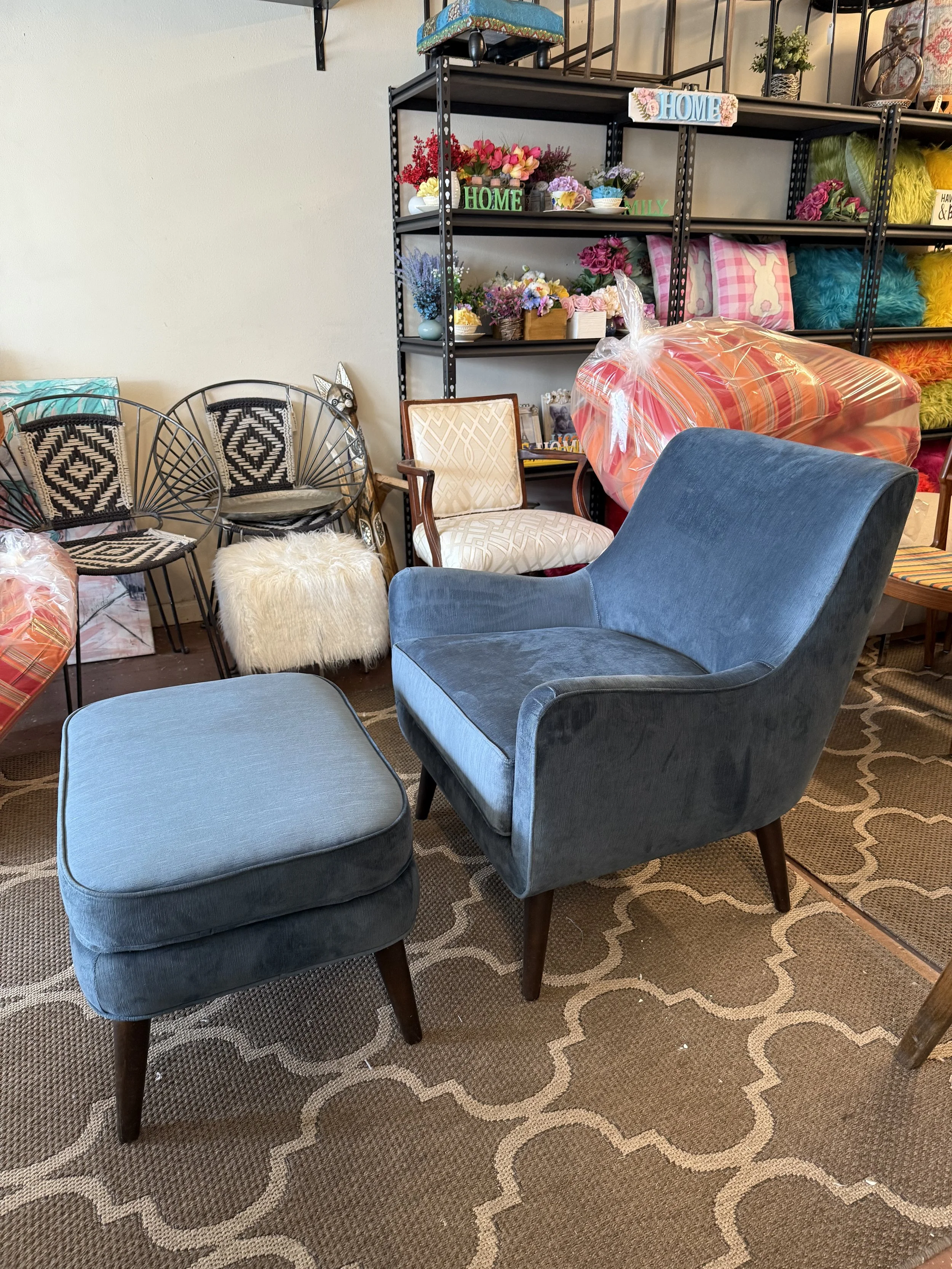 reupholstered-chair-armchair-dining-chair-antique-midcentury-modern-custom-furniture-fabrics8 2.jpeg