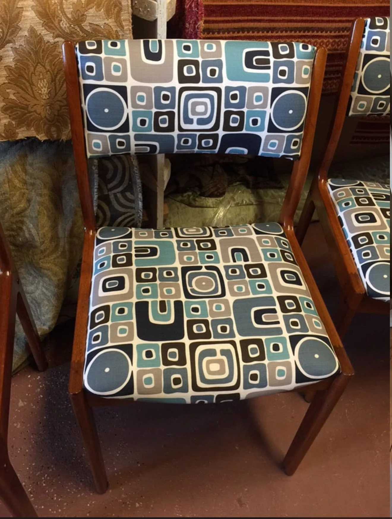 reupholstered-chair-armchair-dining-chair-antique-midcentury-modern-custom-furniture-fabrics67.jpeg