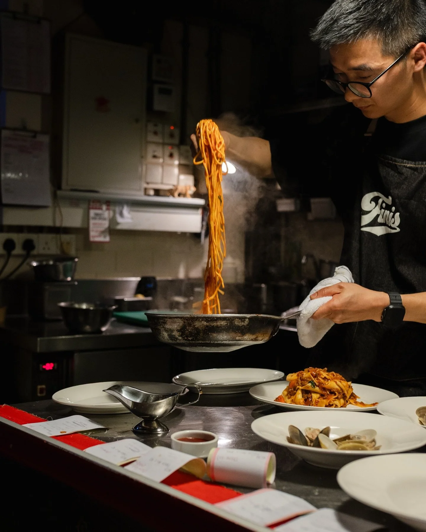 From kitchen to table. No shortcuts.
Book now.