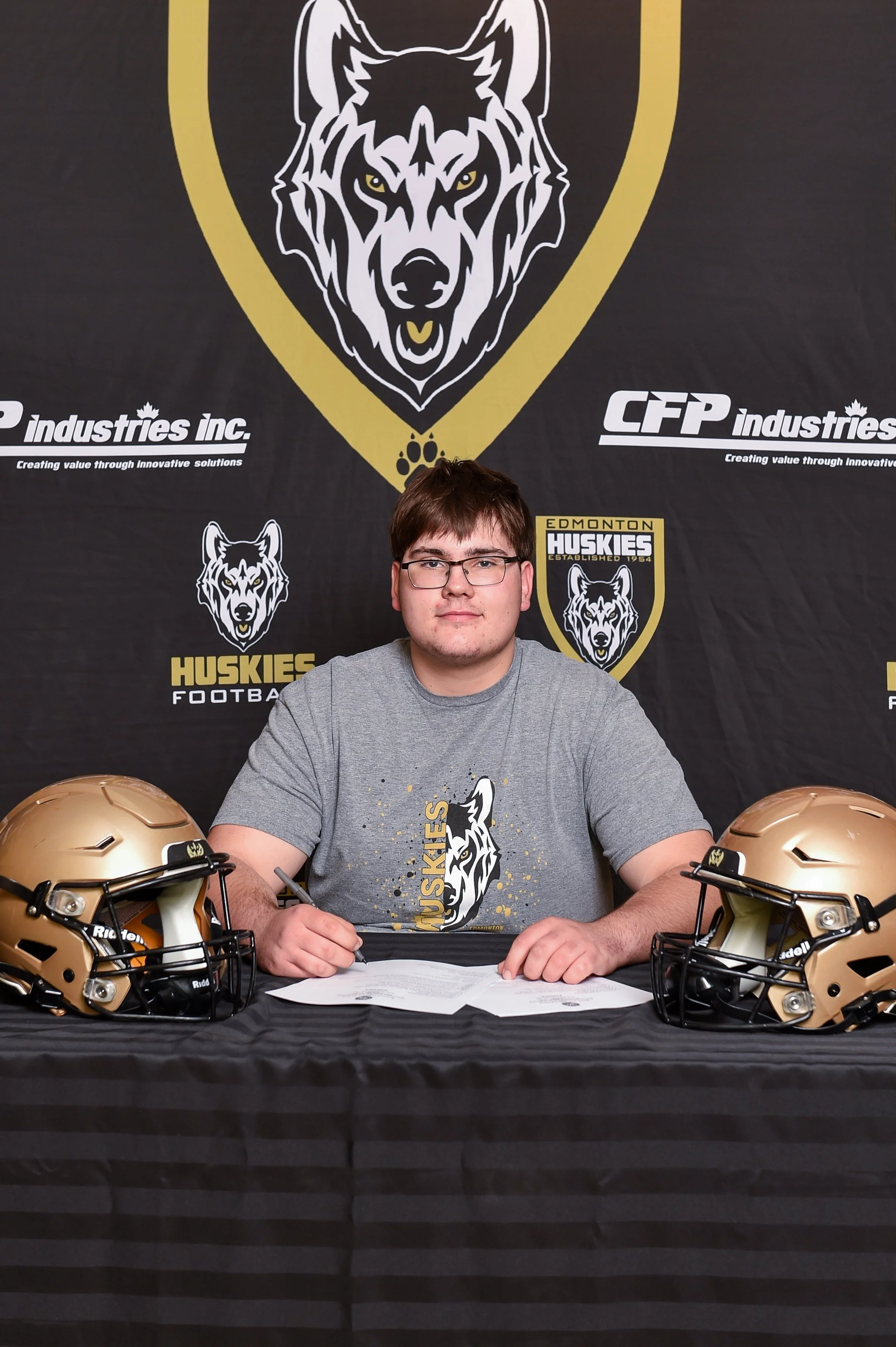 Huskies 2026 - P - 300.jpg