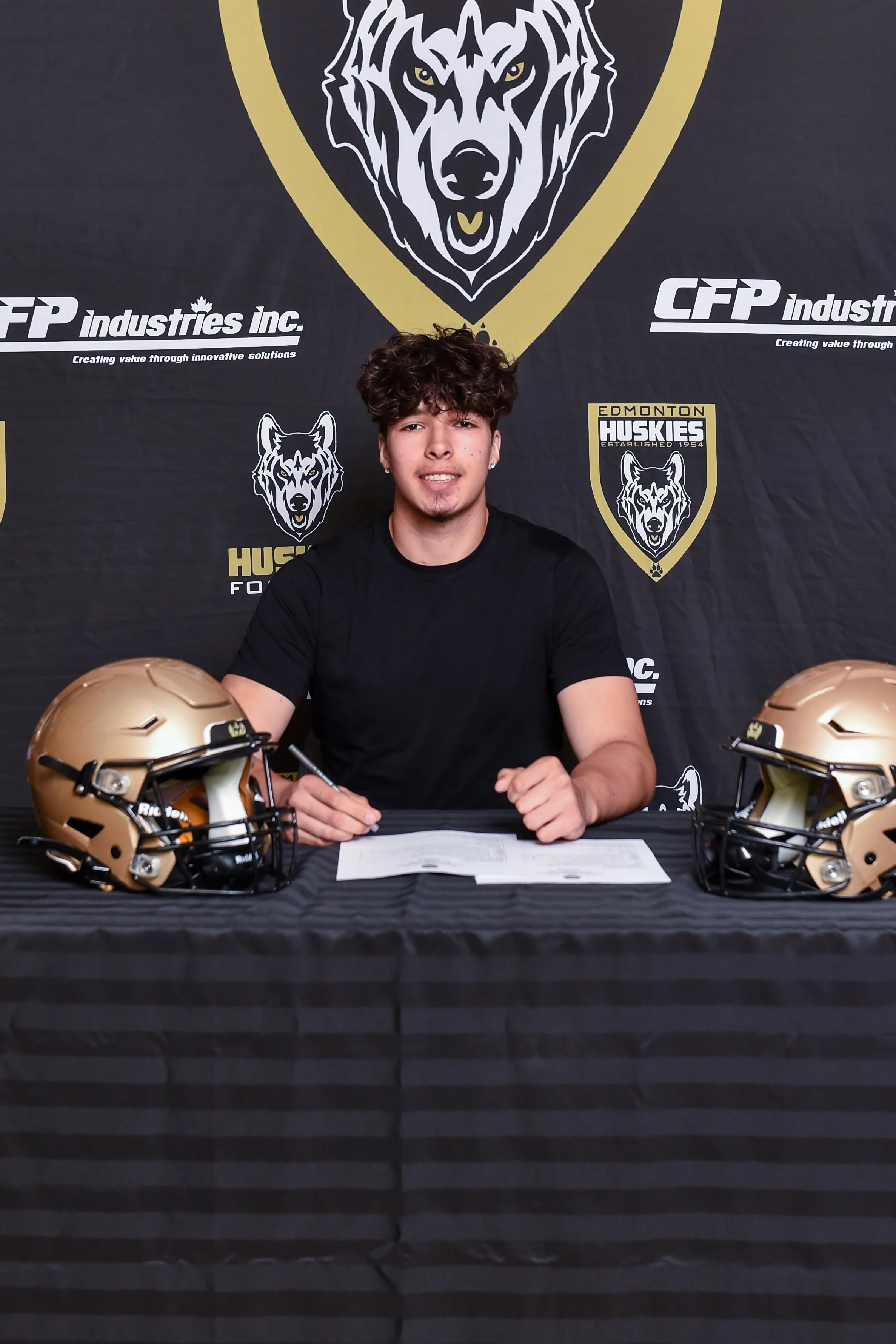 Huskies 2026 - P - 150.jpg
