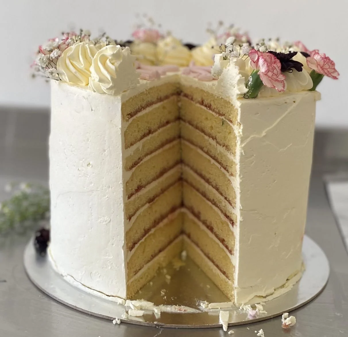 Vanilla sponge & Daylesford berry celebration cake