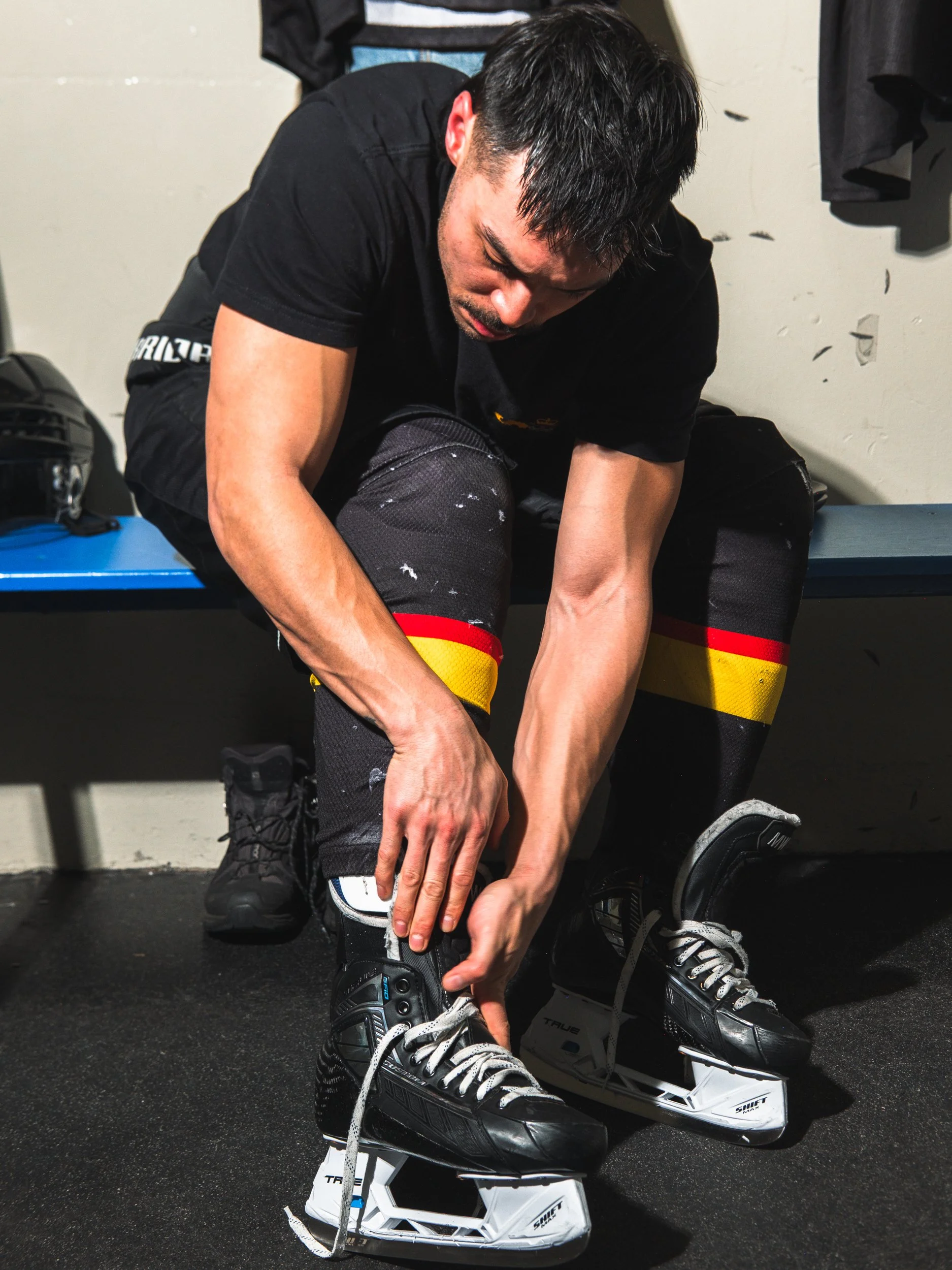 20260207_SOLE_Hockey_Vancouver_Fuji Xpro2003-320.jpg