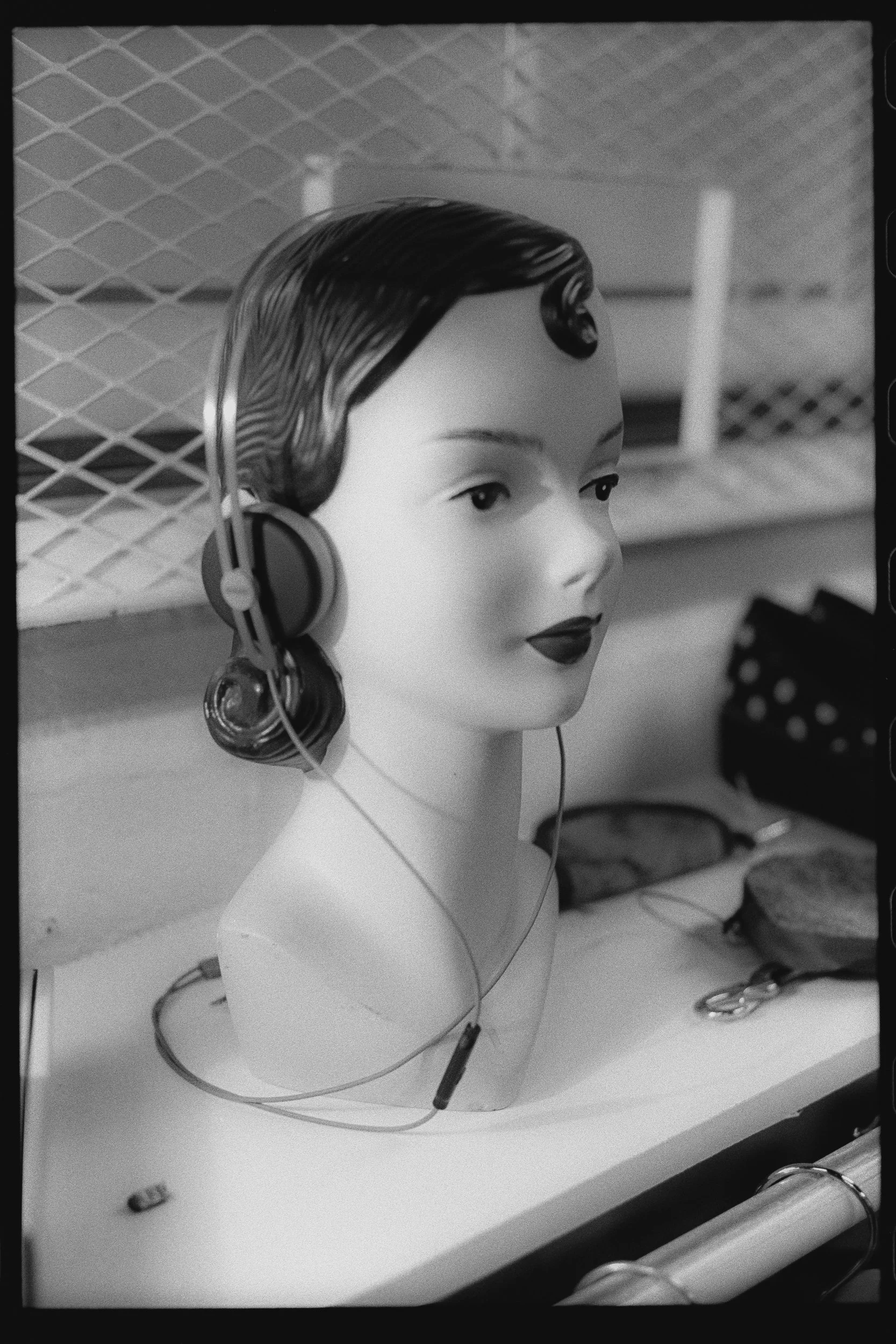 20260109December Moments_Nikon F3_Ilford HP5 +12022-positive.jpg