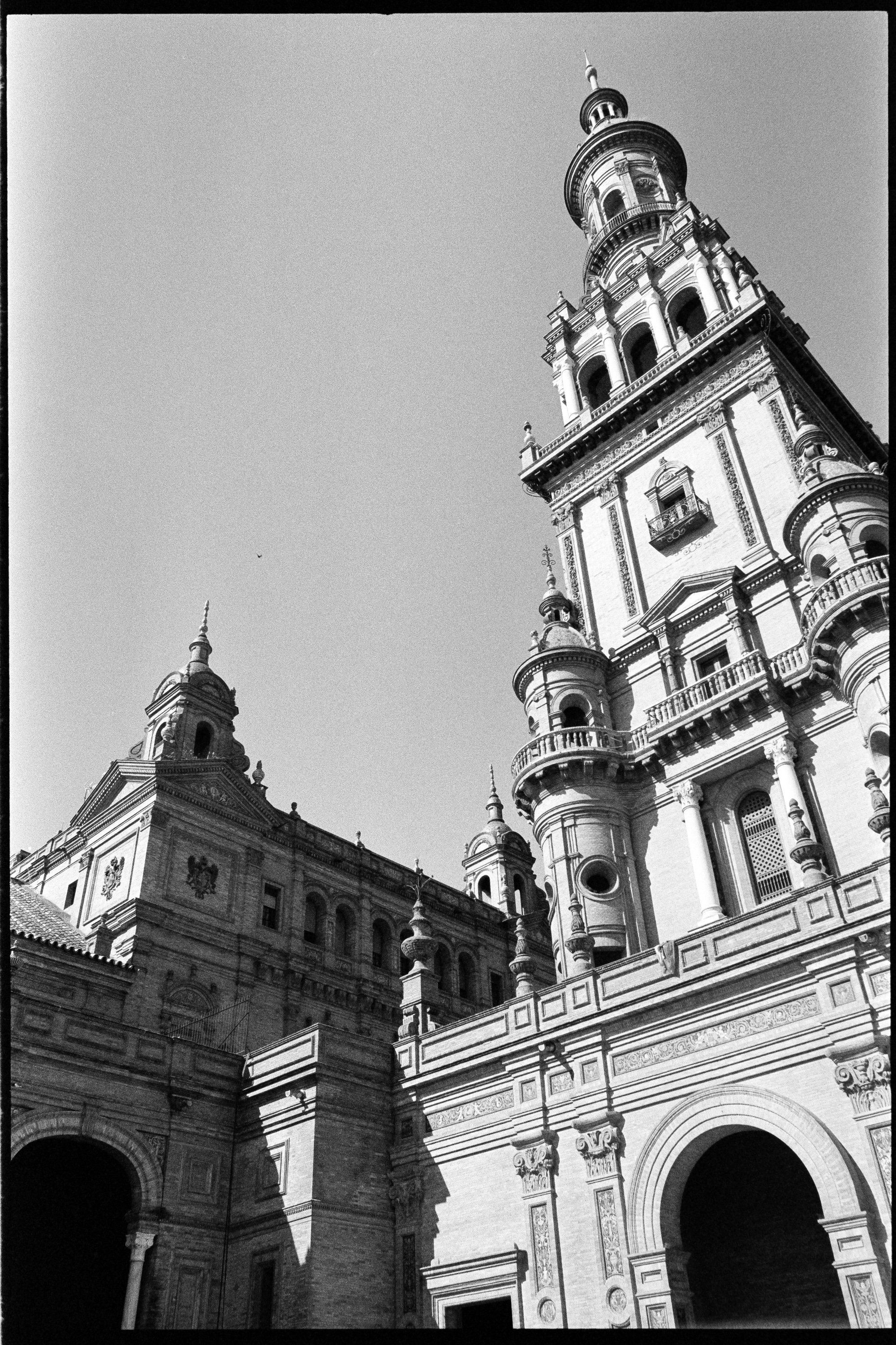 20240710_Portugal2024_NikonF3_KodakTMax 4002724-positive.jpg
