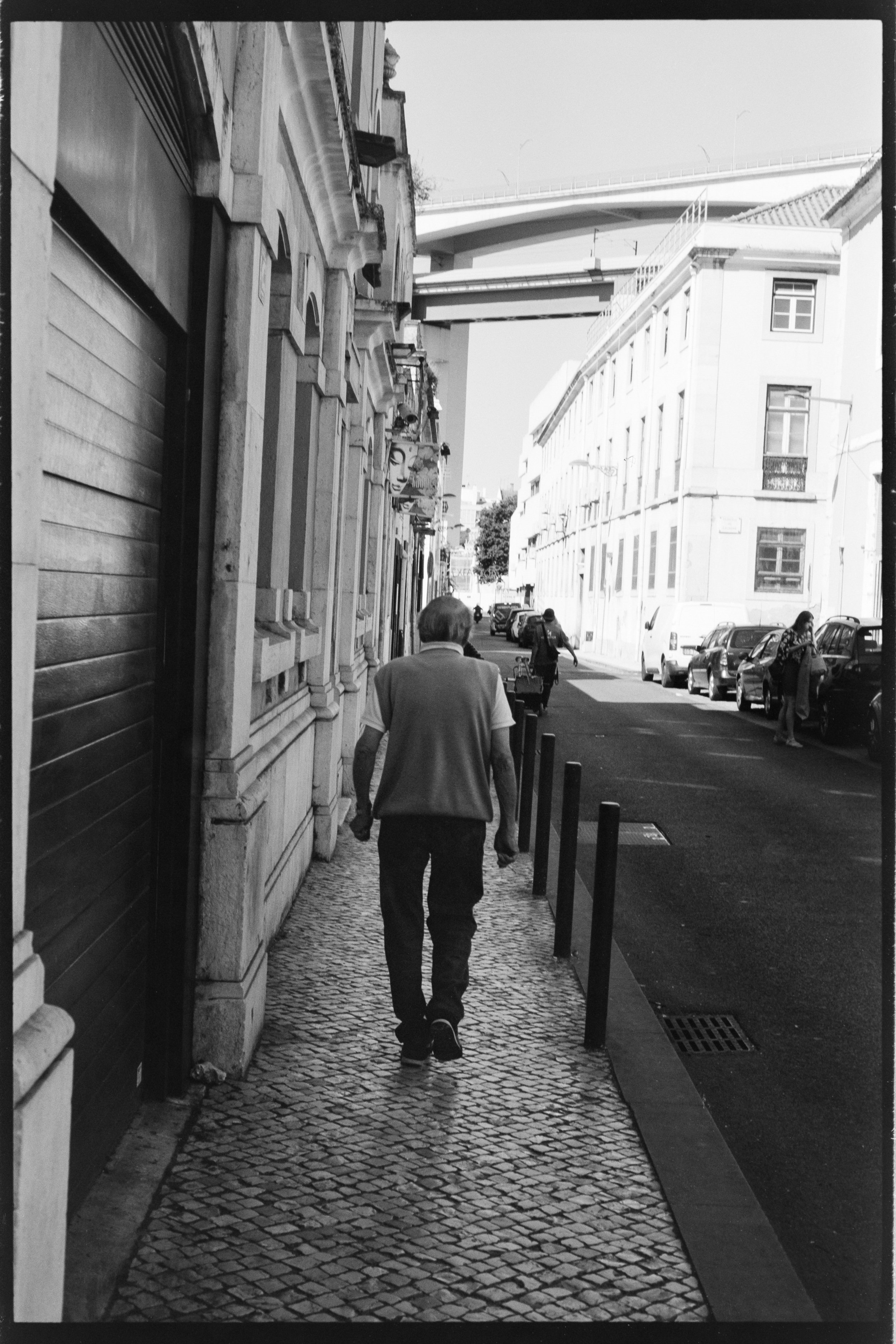20240729_Portugal2024_NikonF3_Fuji Acros1002784-positive.jpg