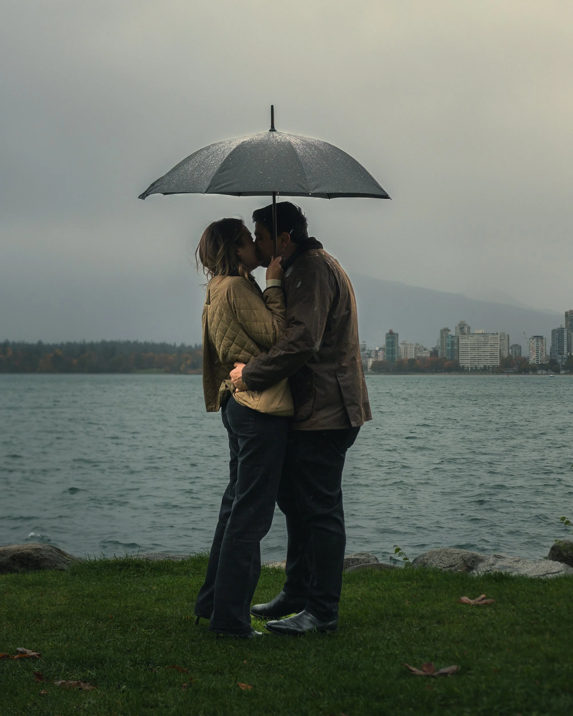 20251025_Christian Nonni_Elopement_Vancouver_Fuji Xpro21949-35.jpg