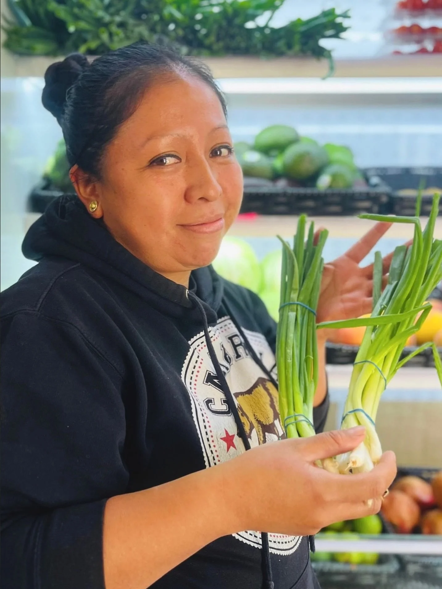 📬 Sign up for our newsletter!

From farm partnerships to Food Hub milestones, get the latest updates straight to your inbox.

Visit our website (link in bio) to join

#sabagrocersinitiative #nonprofit #foodaccess #foodjustice #newsletter #newsletter