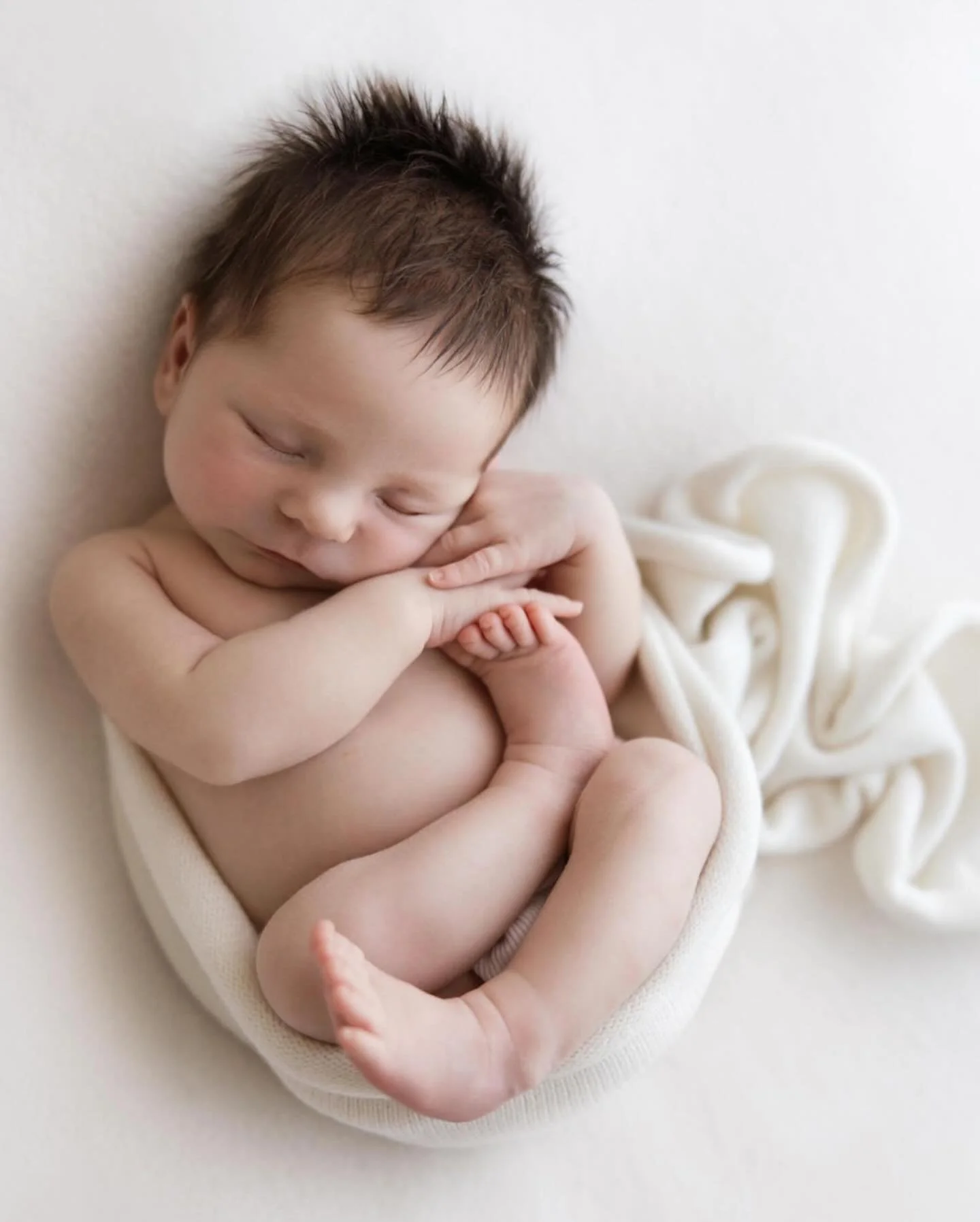 Just the cutest little button!💕

#newbornphotographer
#brisbanenewbornphotographer 
#brisbanenewbornphotography 
#brisbanephotographer